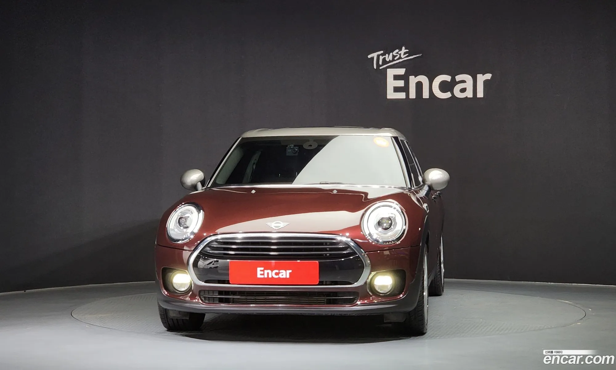 Mini Cooper Clubman 2018 WMWLN5105K2H74746 — 27