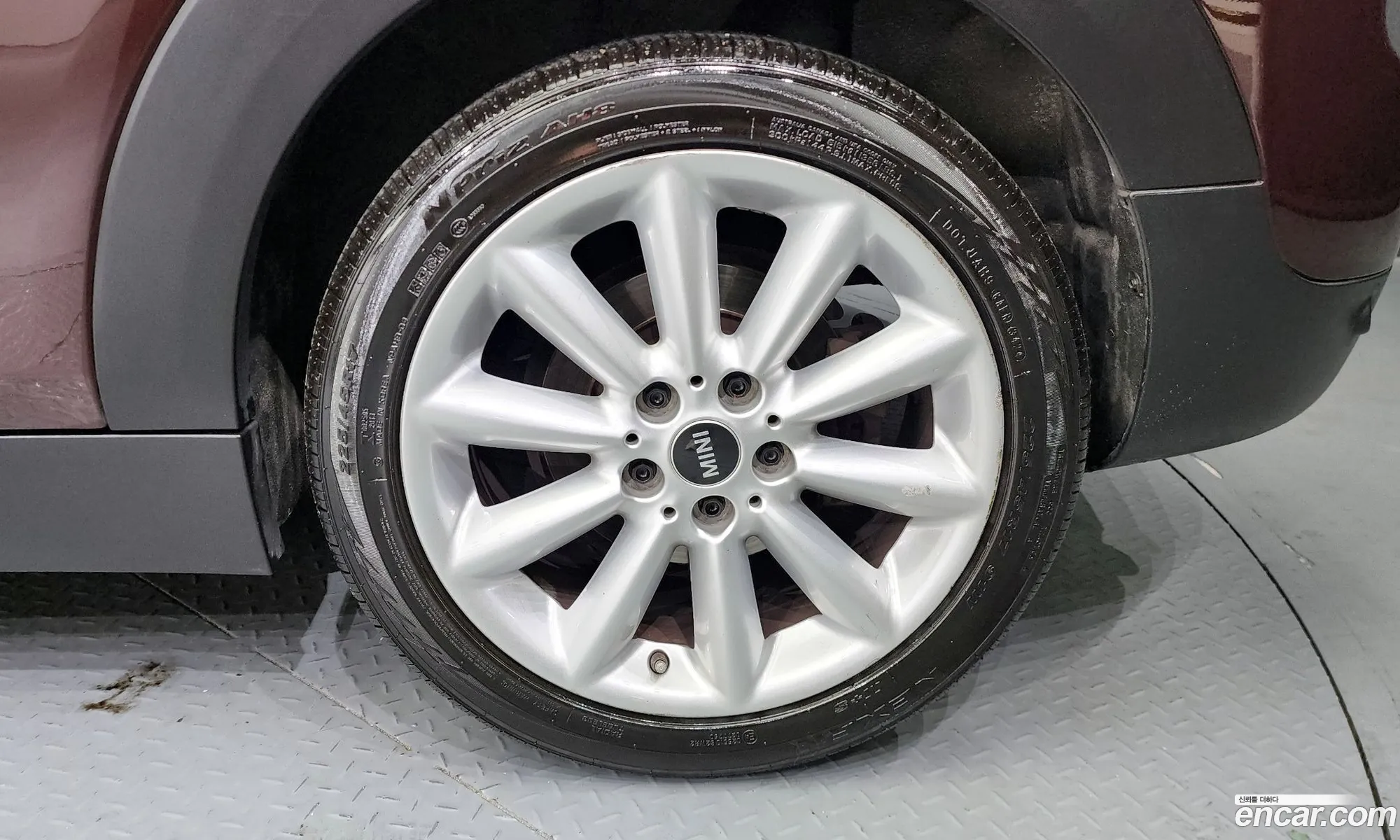 Mini Cooper Clubman 2018 WMWLN5105K2H74746 — 31
