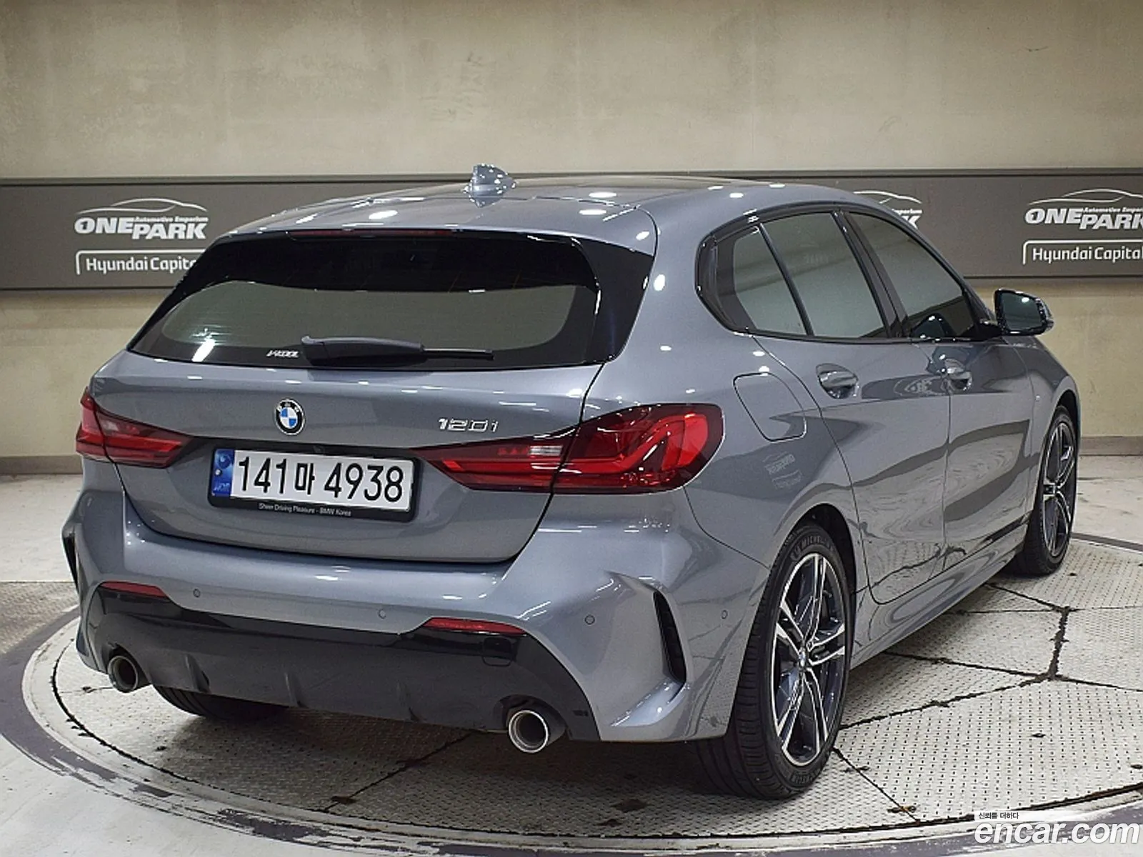 BMW 1 Series 2022 — 16