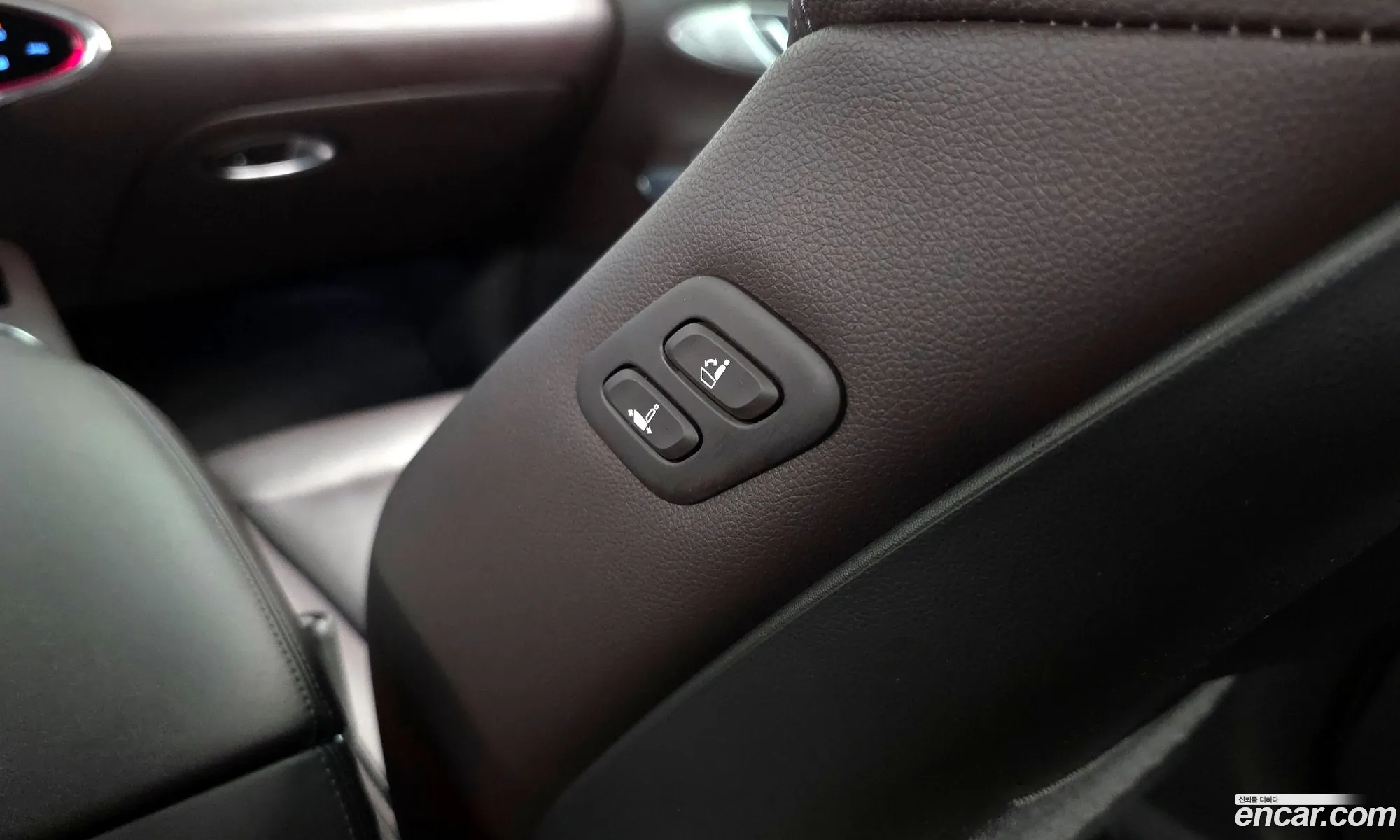 Genesis GV70 2022 — 13
