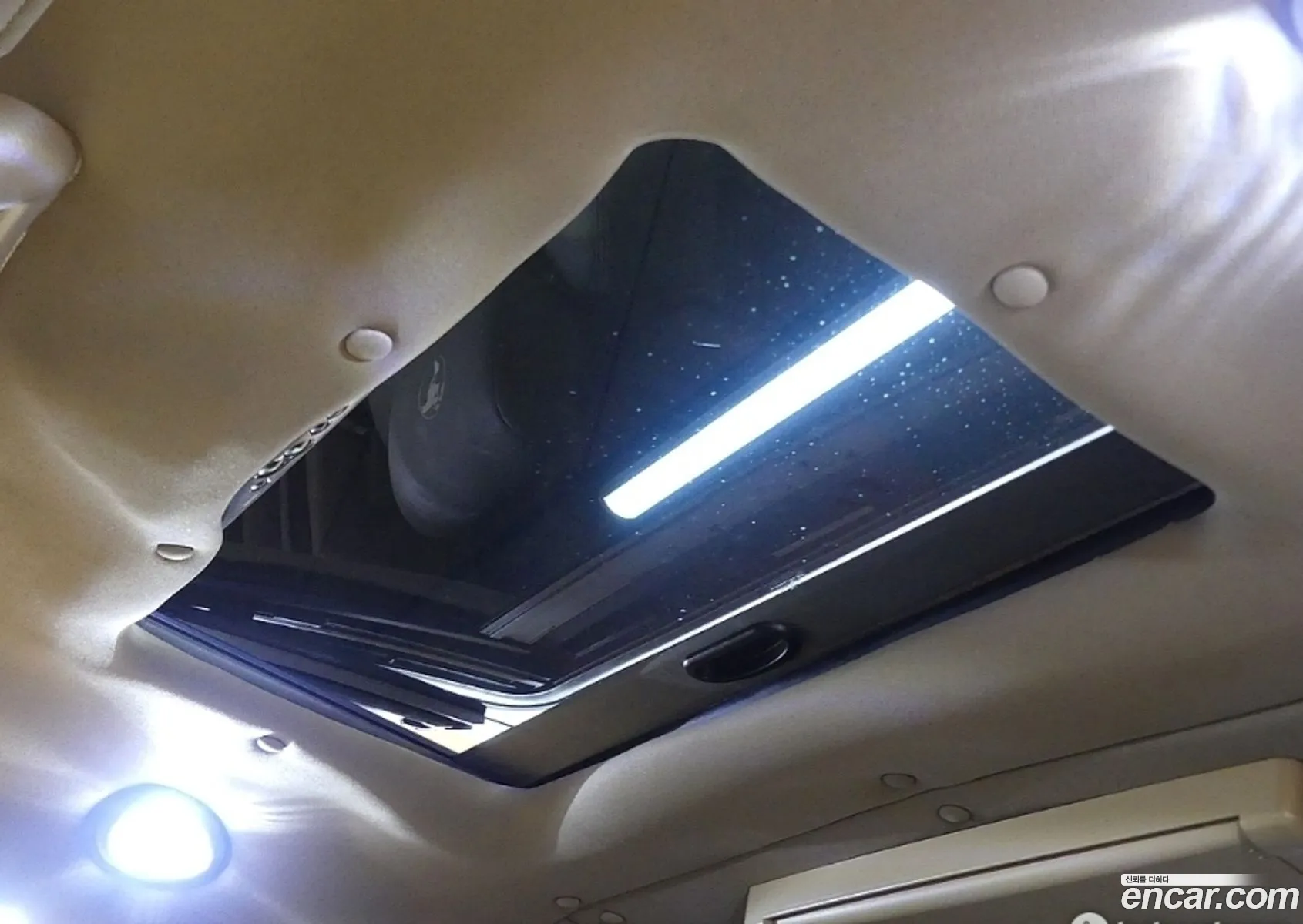 Chevrolet Express Van 2021 — 11