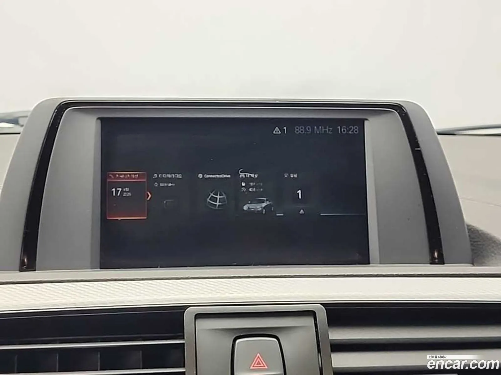 BMW 1 Series 2017 — 12