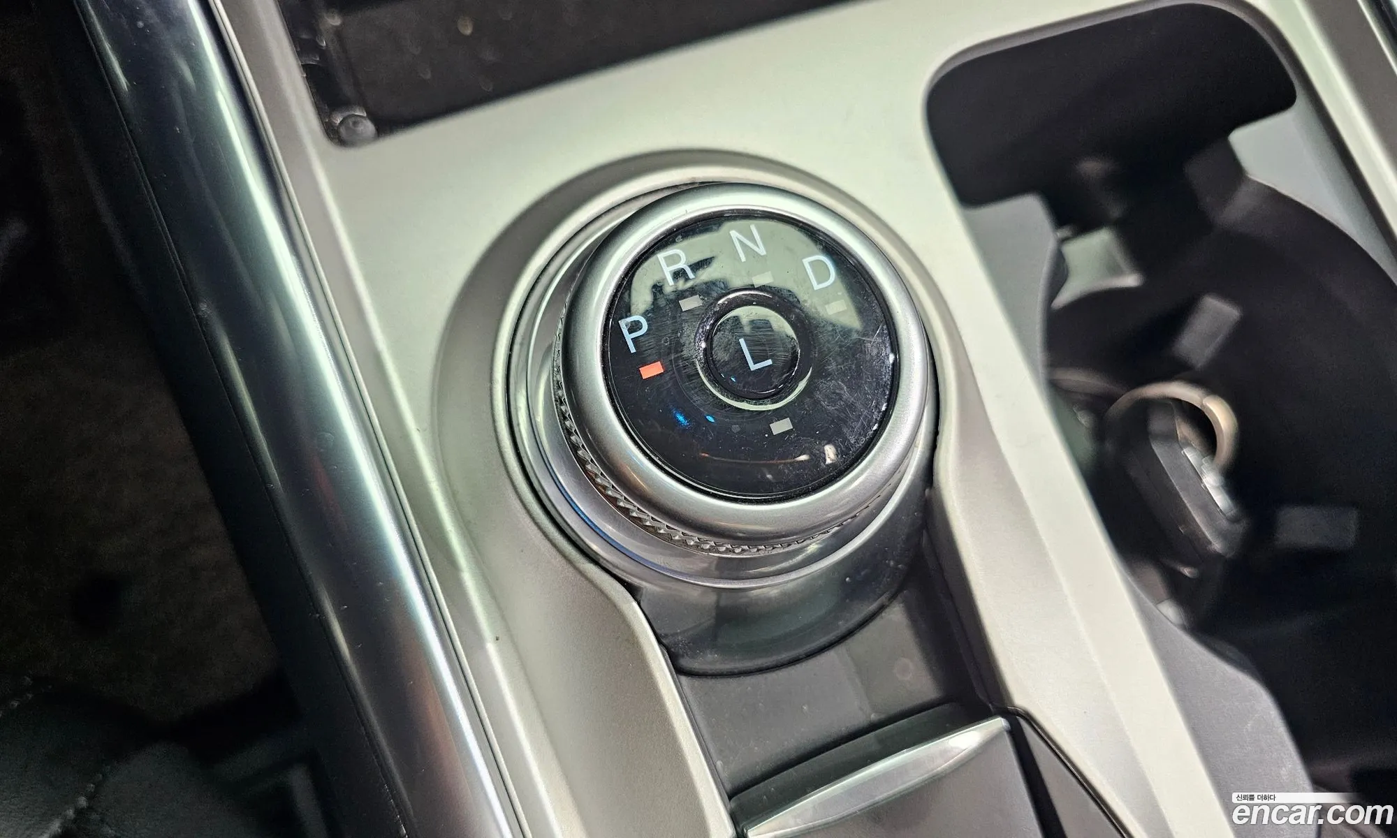 Ford Explorer 6th Gen 2022 — 7