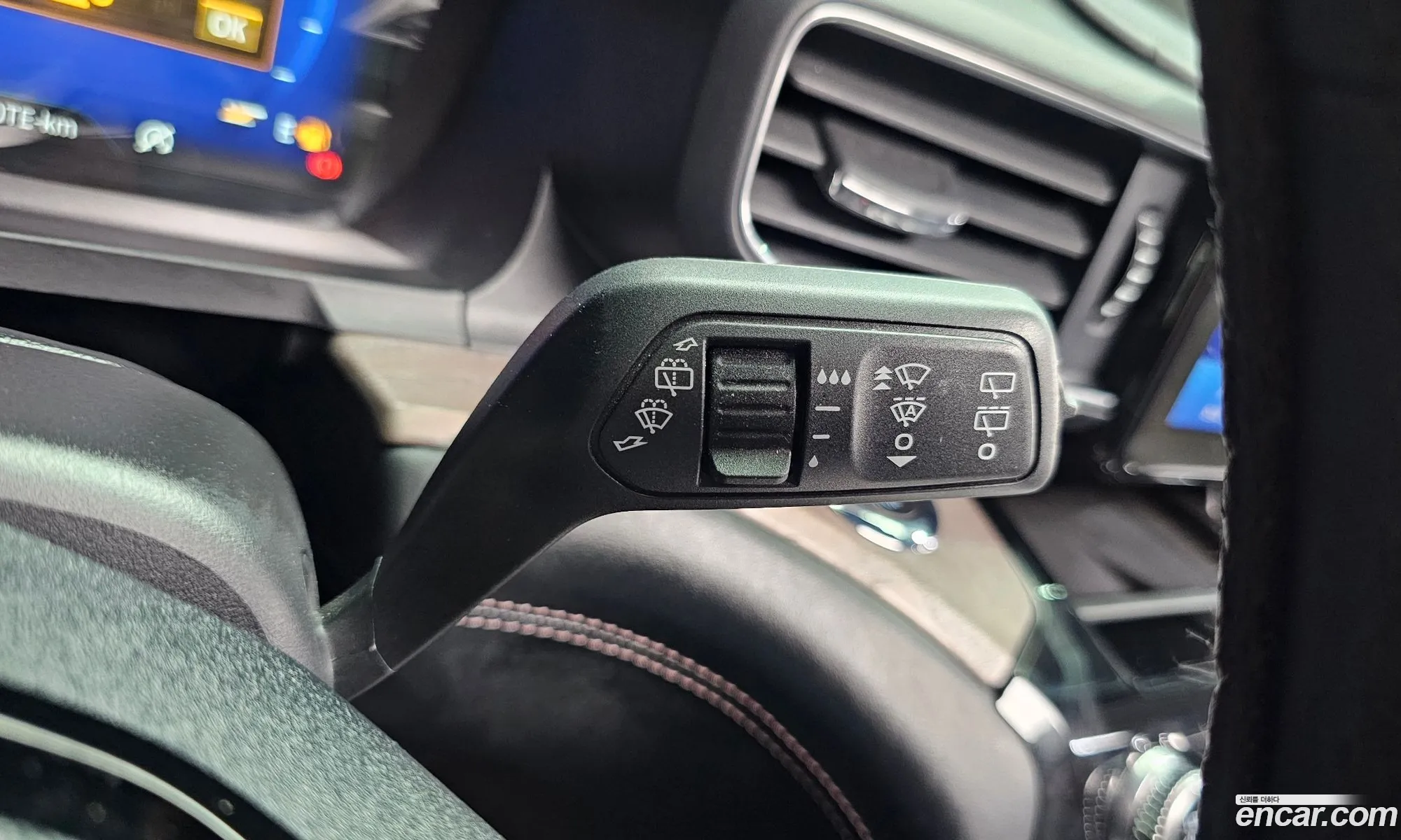 Ford Explorer 6th Gen 2022 — 16