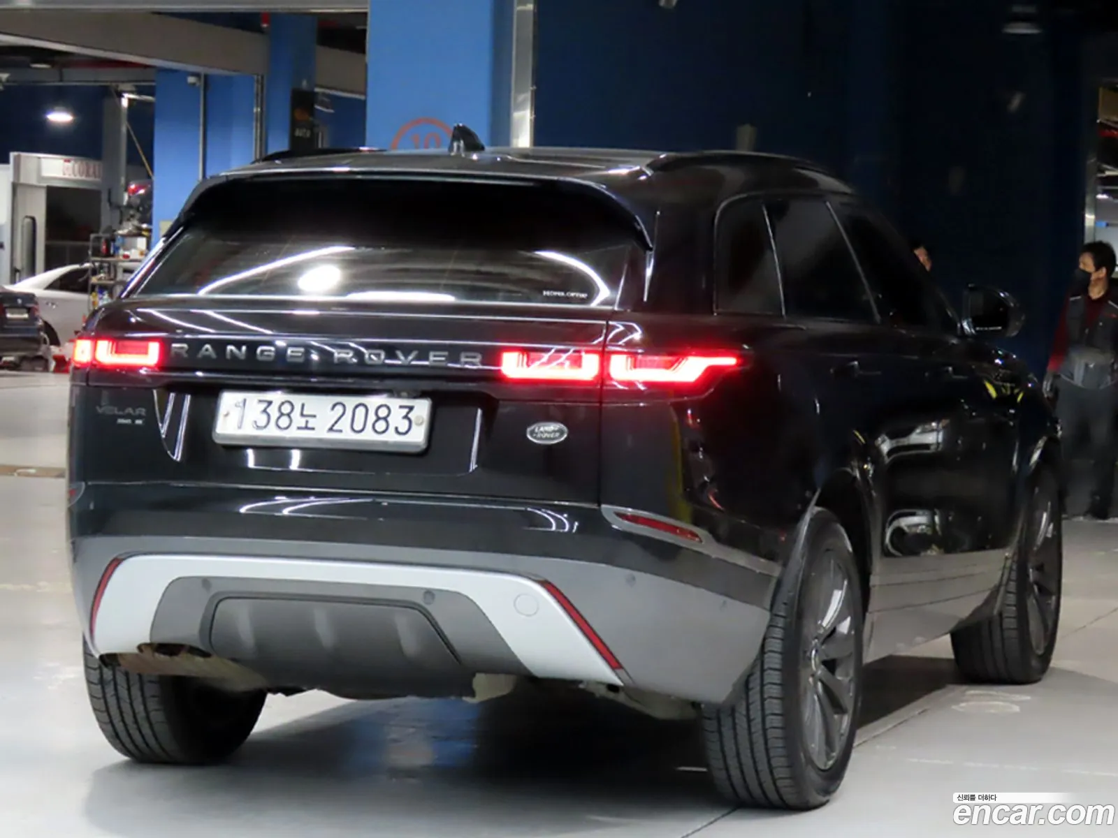 Land Rover Range Rover Velar 2019 — 3