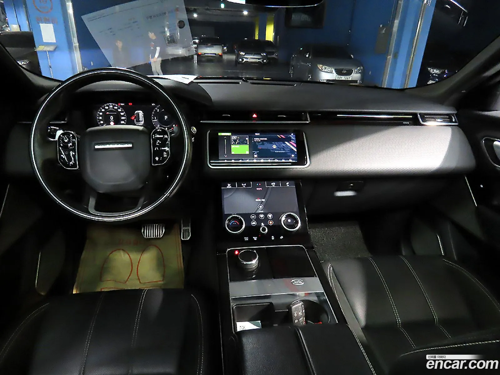 Land Rover Range Rover Velar 2019 — 9