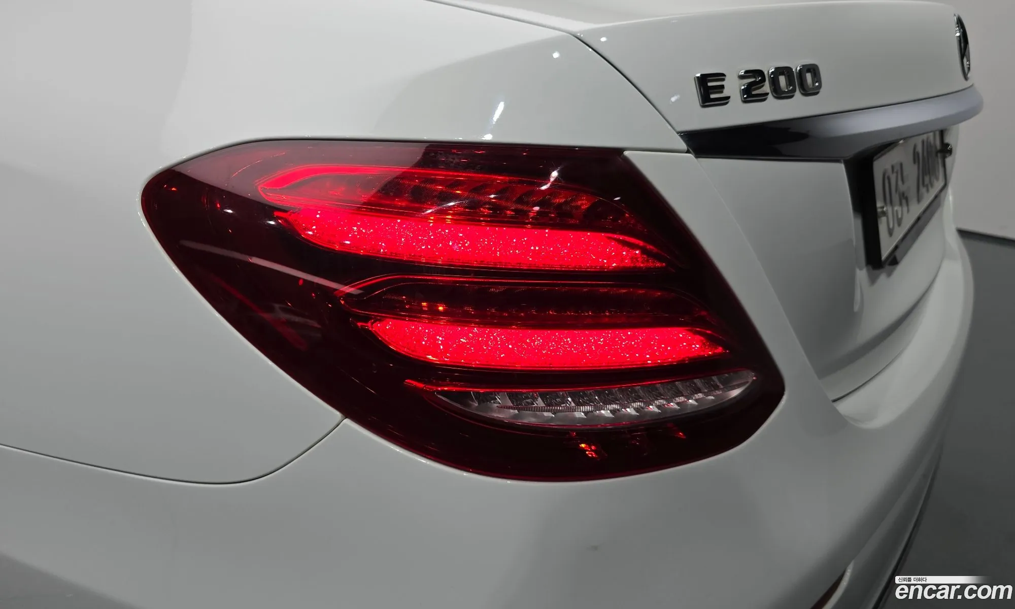 Mercedes-Benz E-Class W213 2018 WDDZF4CB8JA380703 — 7
