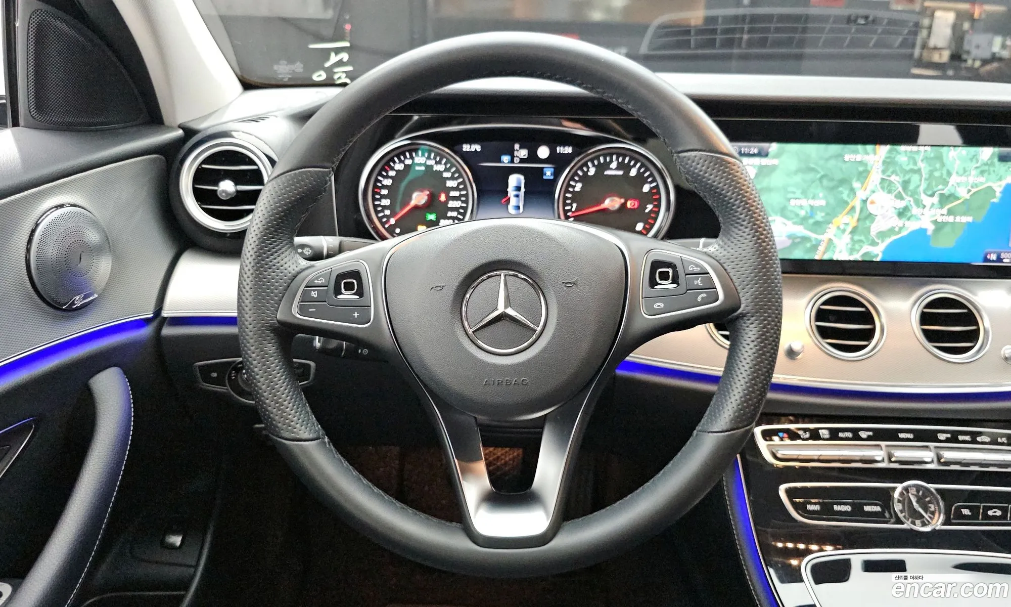Mercedes-Benz E-Class W213 2018 WDDZF4CB8JA380703 — 20