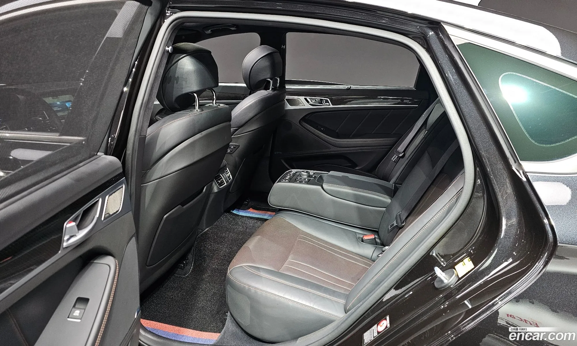 Genesis G80 2017 — 2