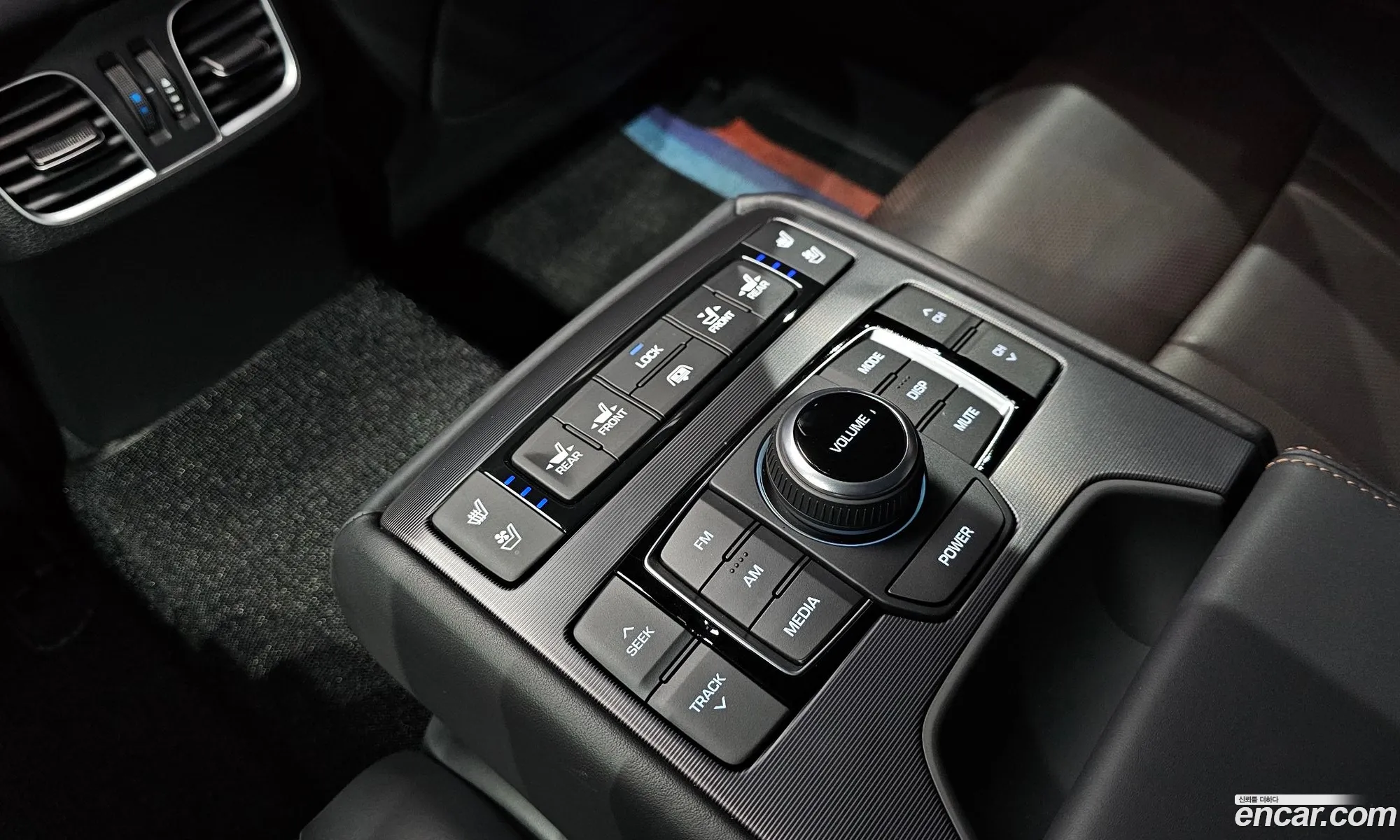 Genesis G80 2017 — 16
