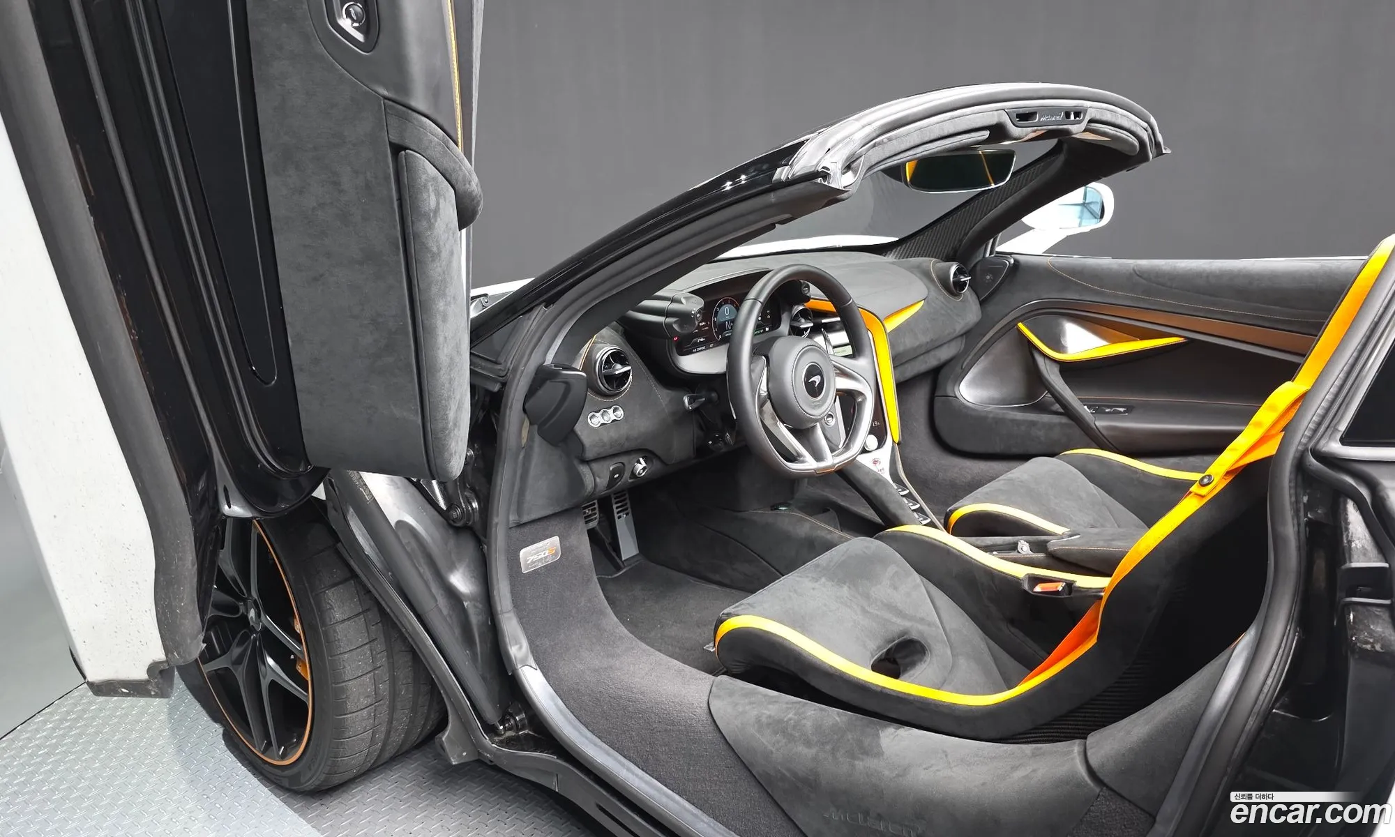 McLaren 750S 2024 SBM14BCB9RW007418 — 30