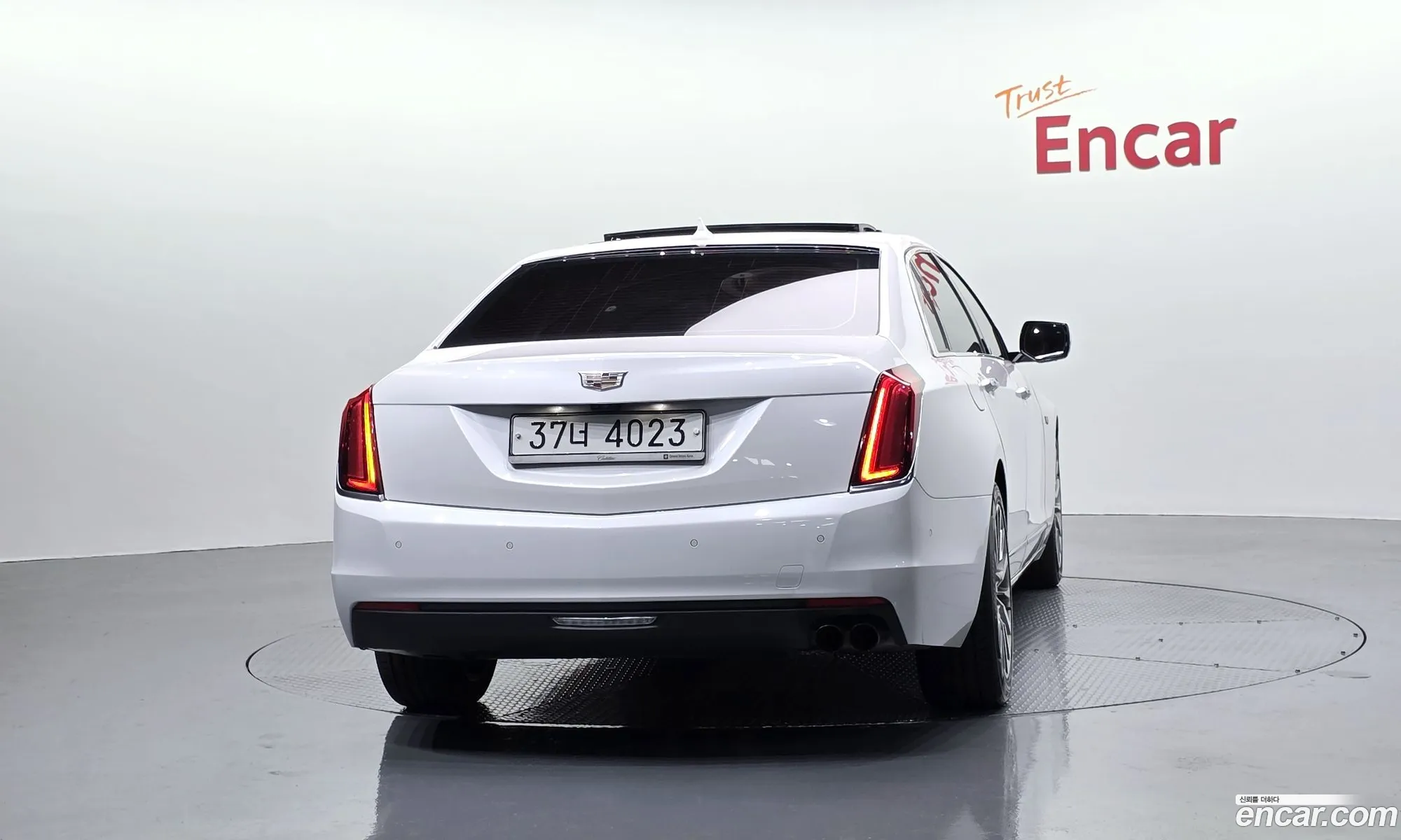 Cadillac CT6 2018 — 18