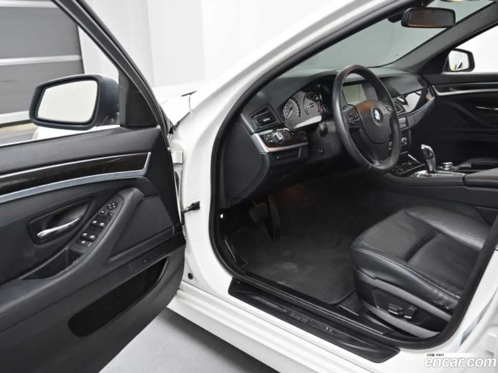 BMW 5 Series 2012 — 4