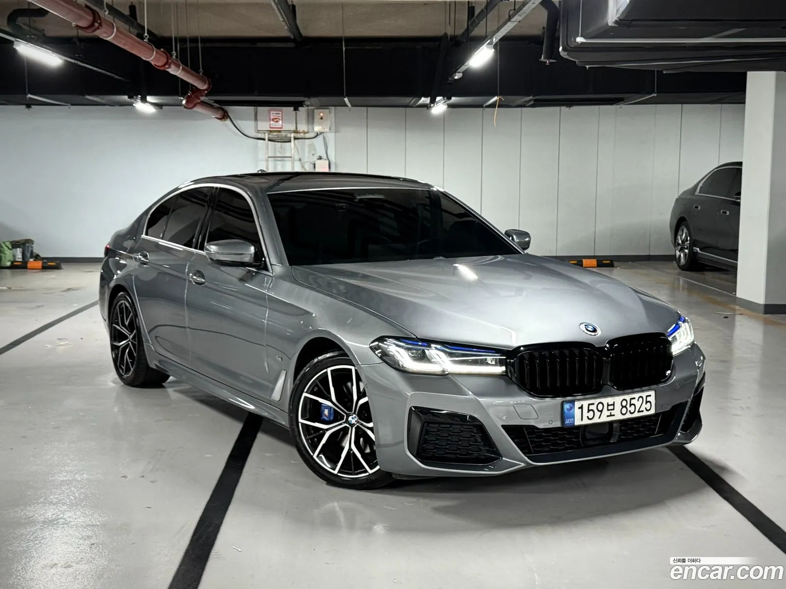 BMW 5 Series 2022 — 19