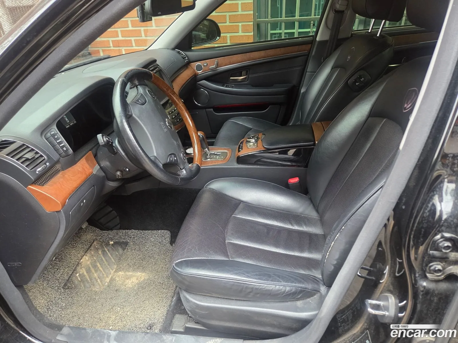 KG Mobility (SsangYong) Chairman W 2013 — 13
