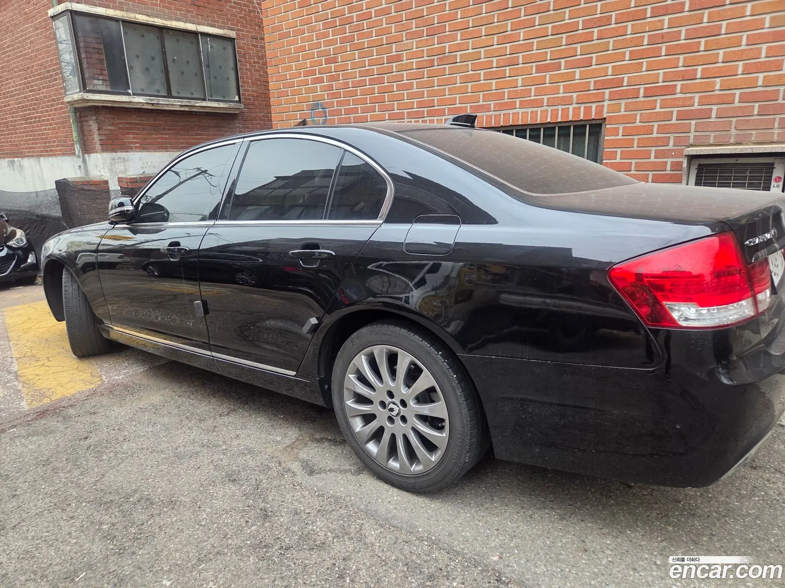 KG Mobility (SsangYong) Chairman W 2013 — 3