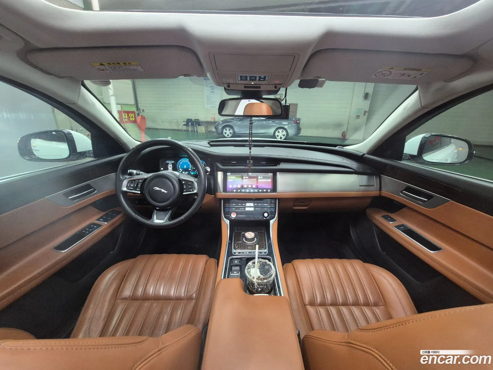 Jaguar XF 2017 — 20
