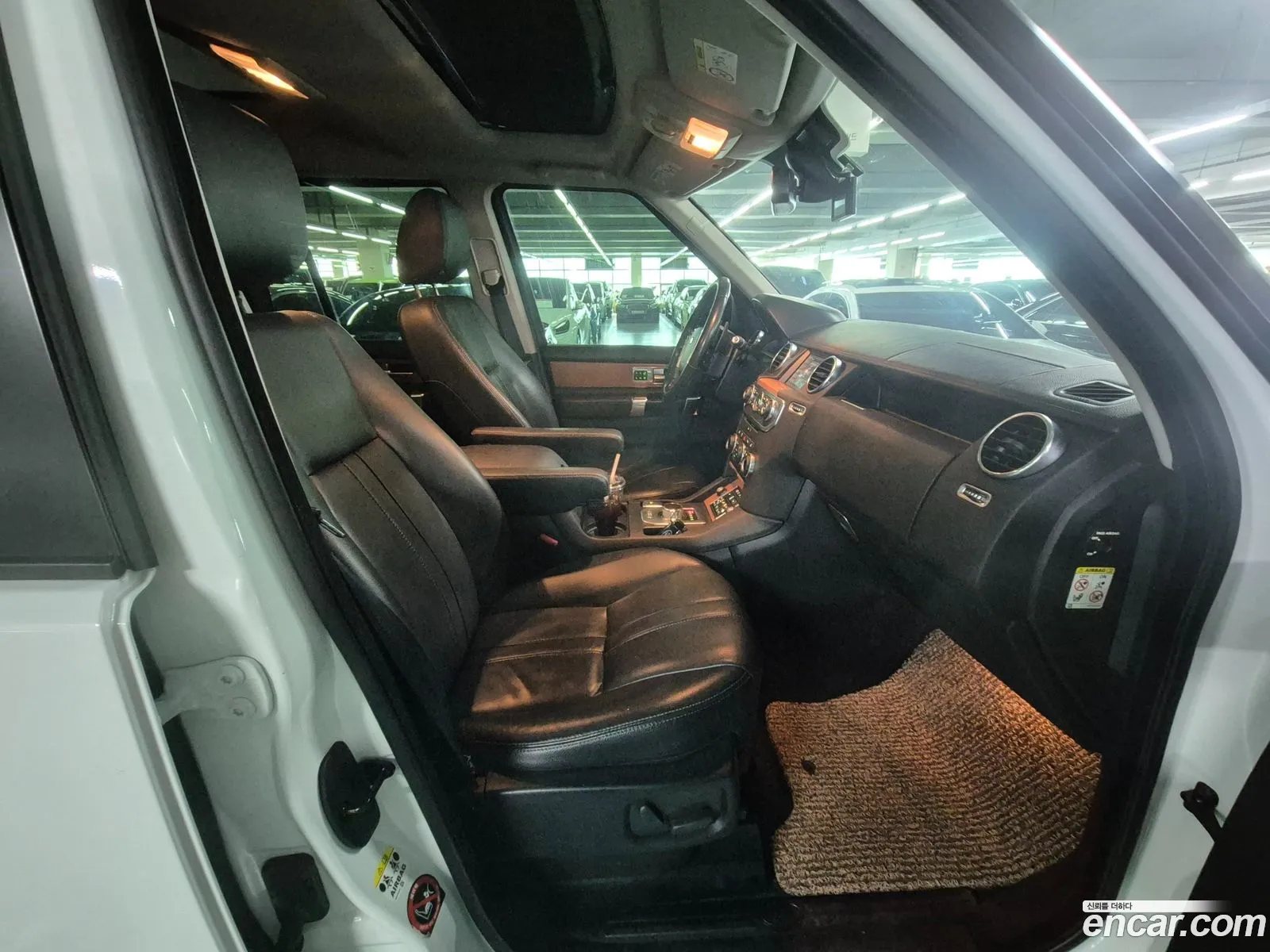 Land Rover Discovery 4 2015 — 2