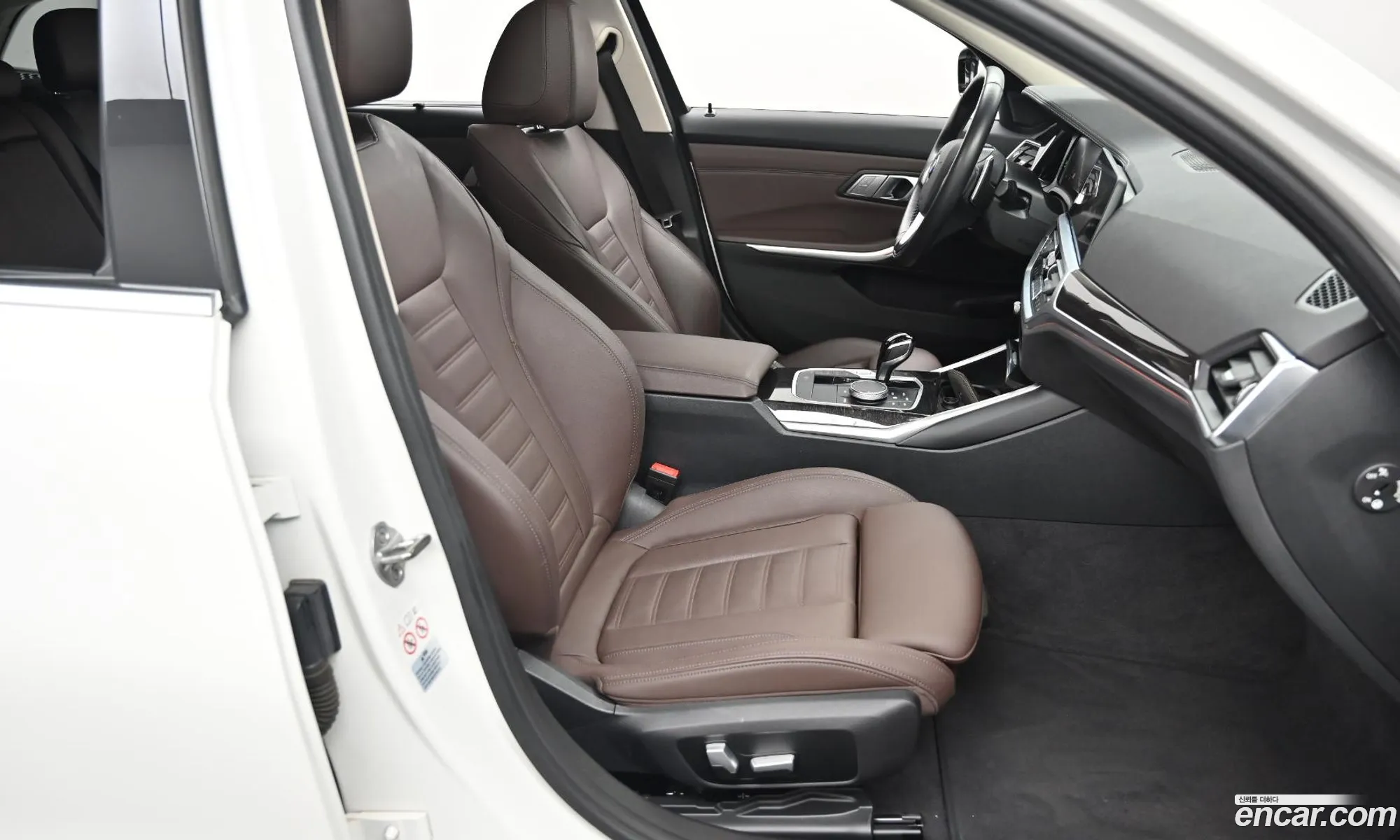 BMW 3 Series 2022 — 11