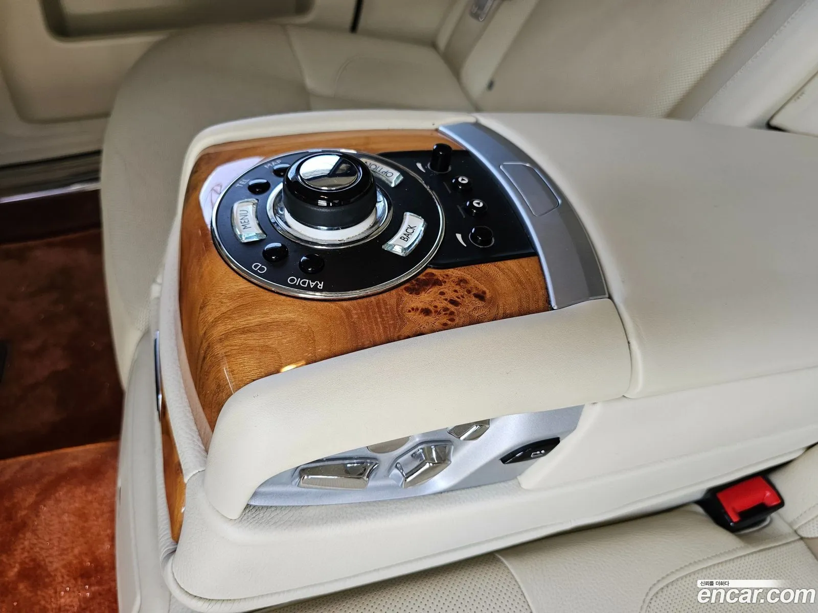Rolls-Royce Ghost 2013 — 8