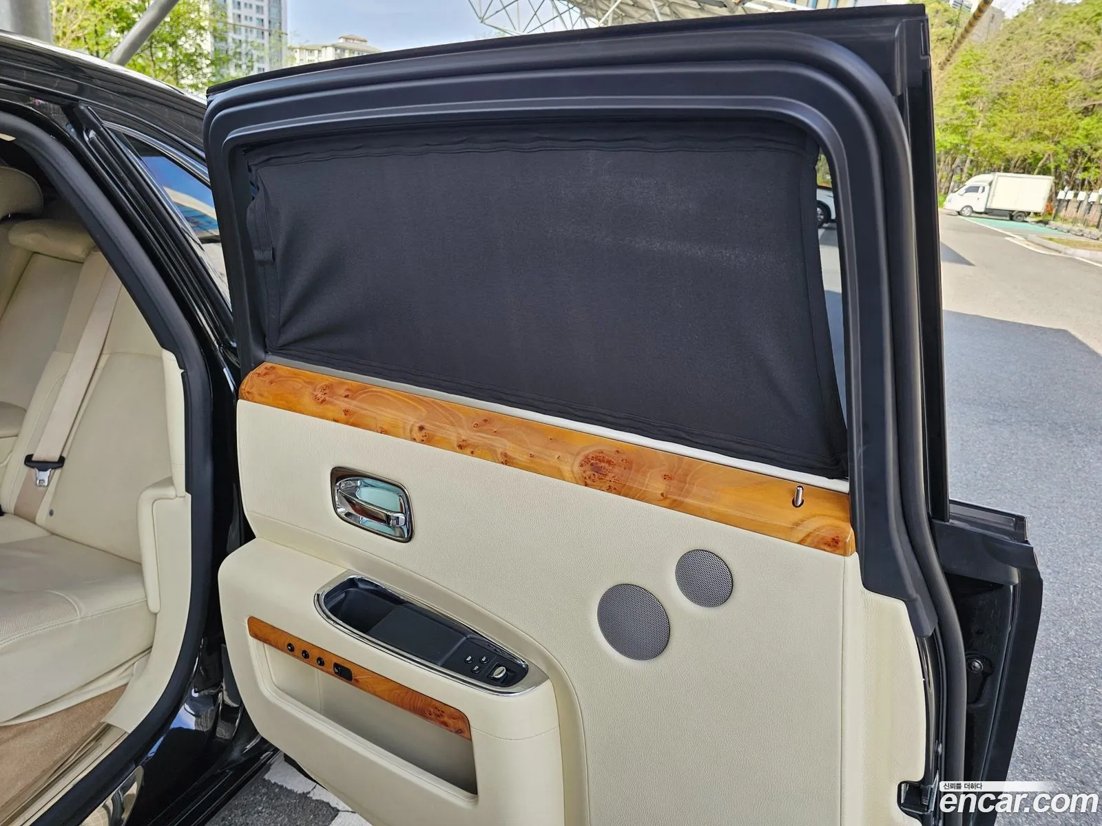 Rolls-Royce Ghost 2013 — 3