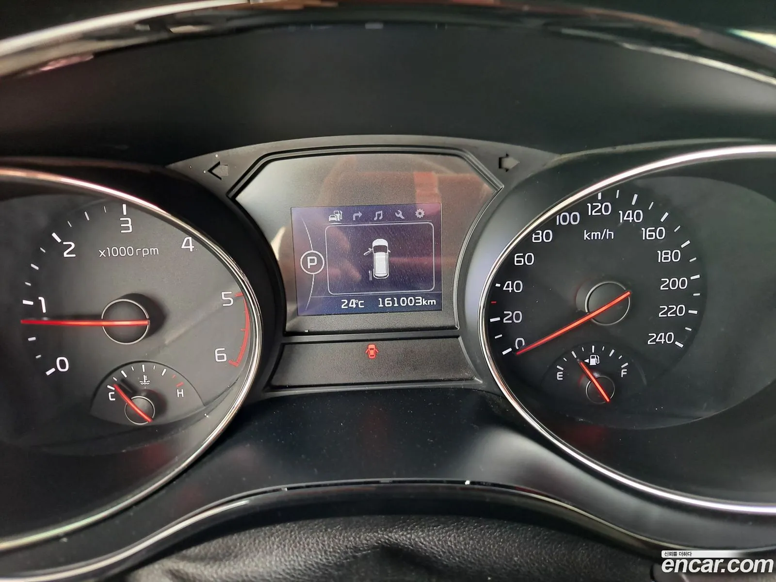 Kia Carnival 2015 — 2