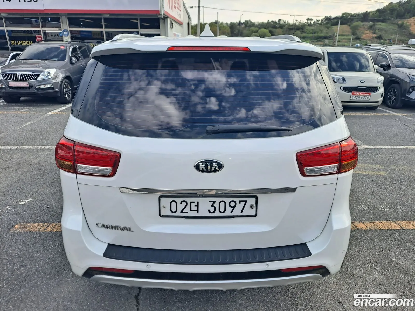 Kia Carnival 2015 — 10