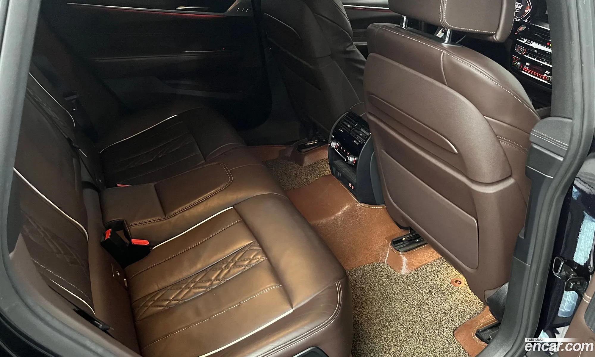BMW 6 Series GT 2021 — 17