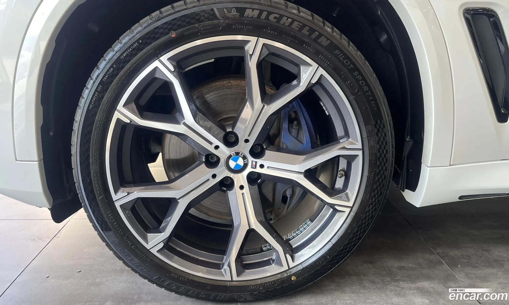 BMW X5 2021 — 15