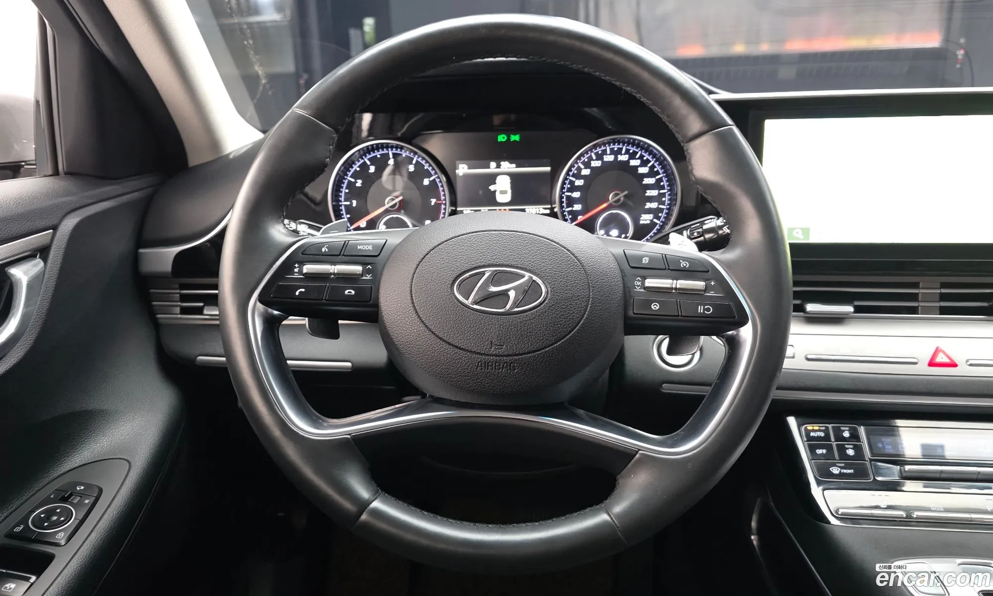 Hyundai Grandeur IG 2020 — 30