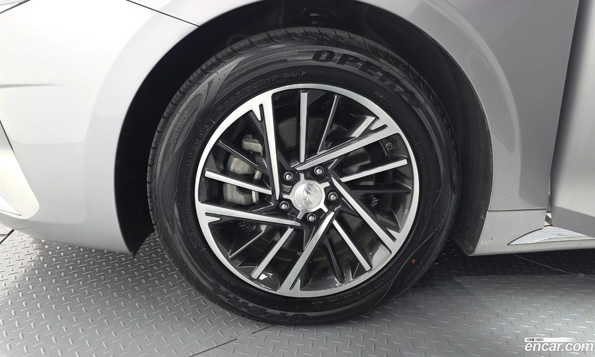 Hyundai Grandeur IG 2020 — 26