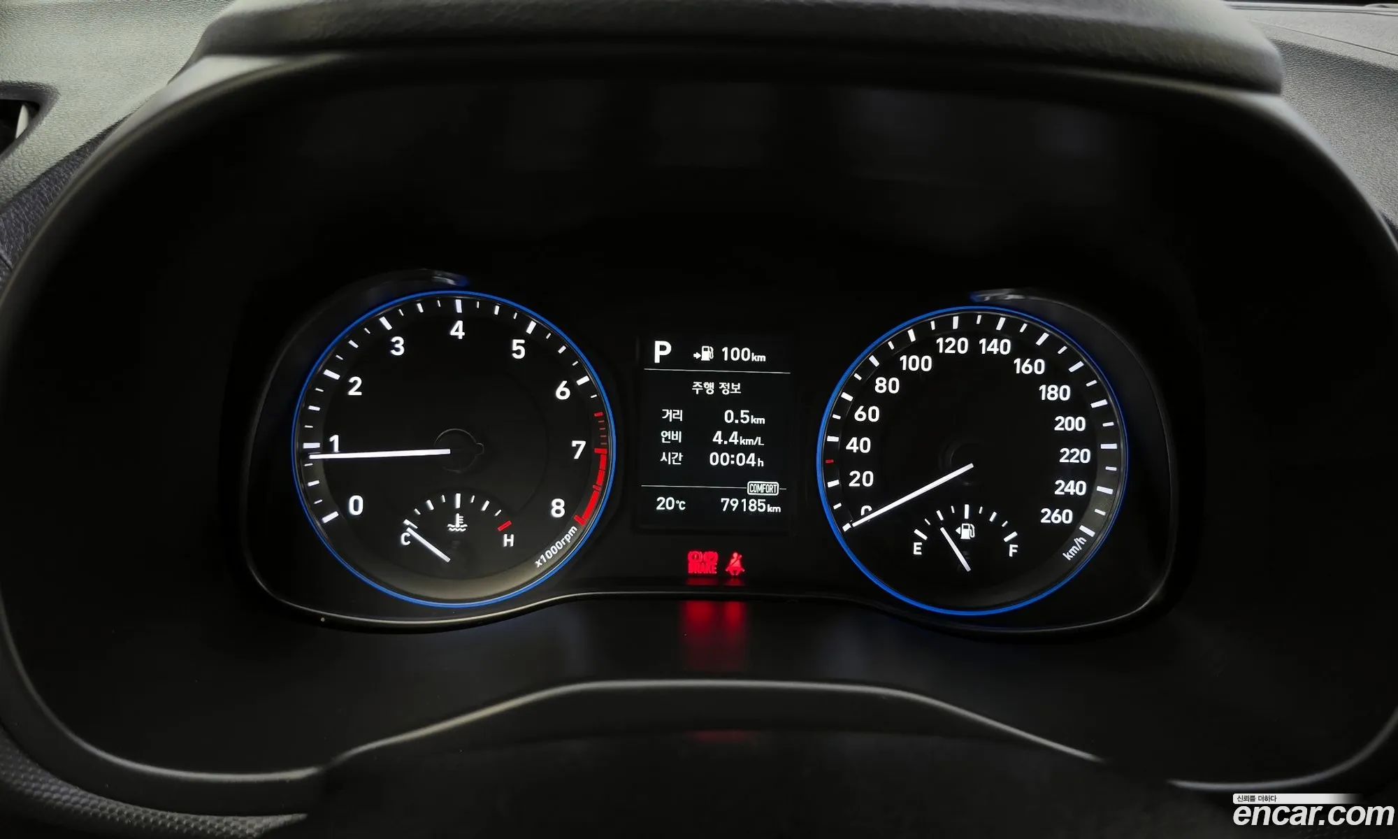 Hyundai Kona 2017 — 26
