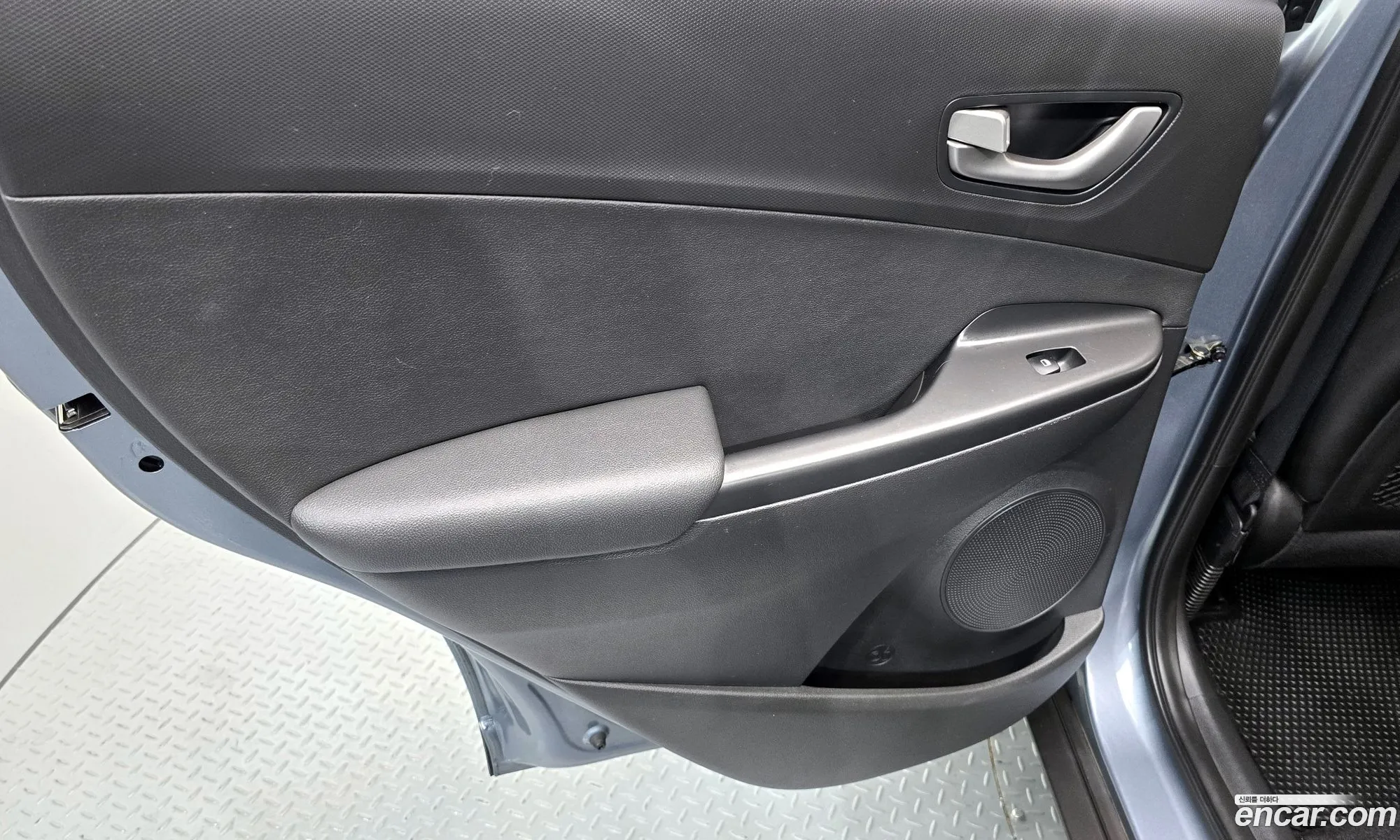 Hyundai Kona 2017 — 18