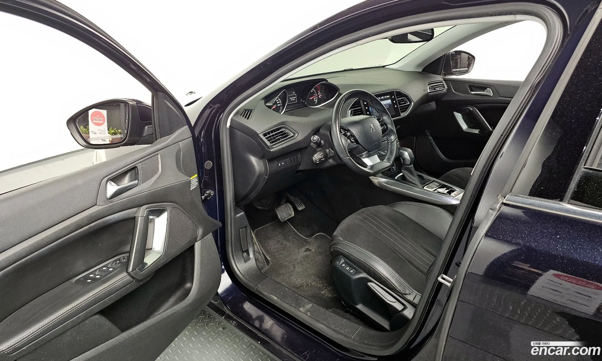 Peugeot 308 2014 VF3LHAHXWFS001171 — 2