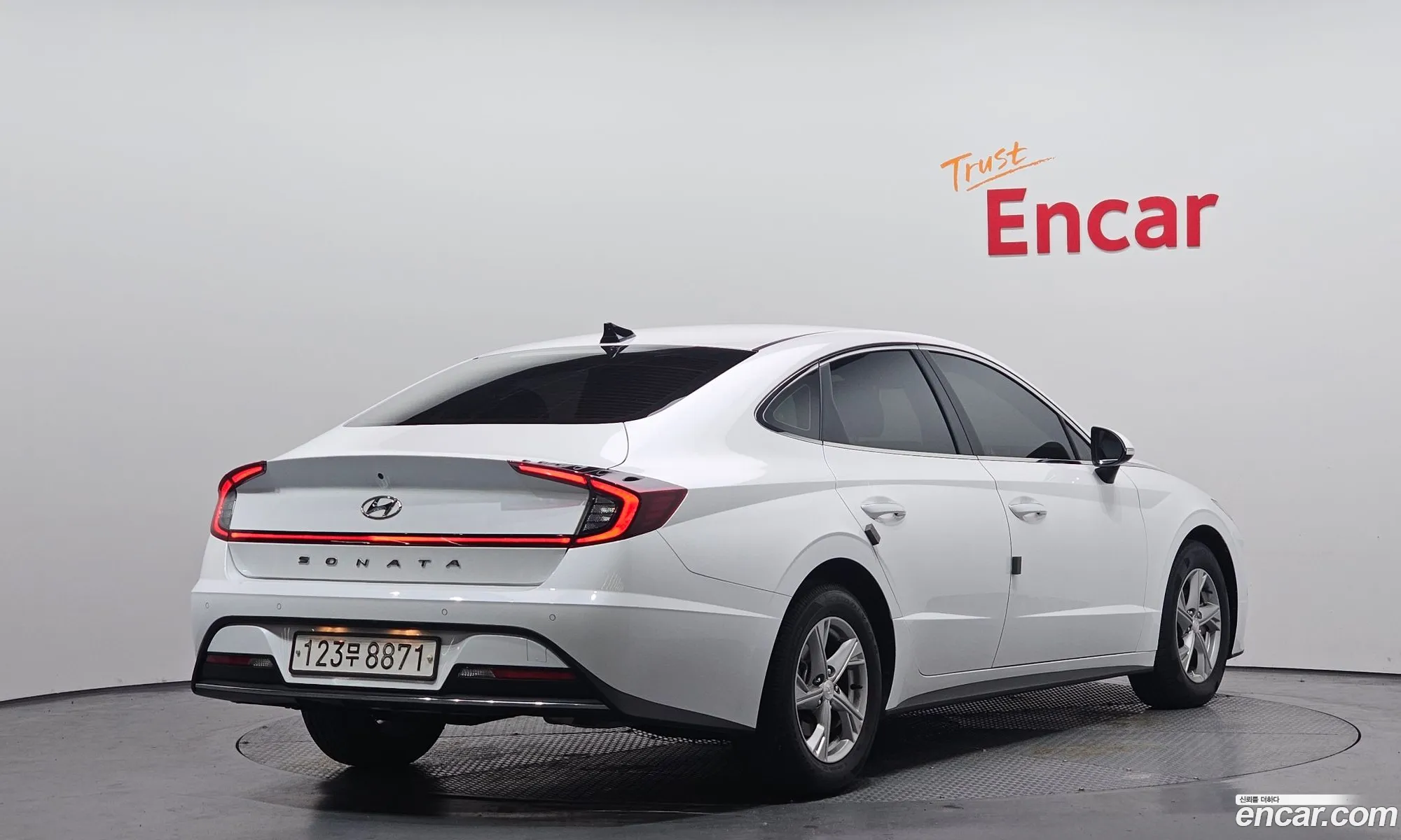 Hyundai Sonata 2020 — 18