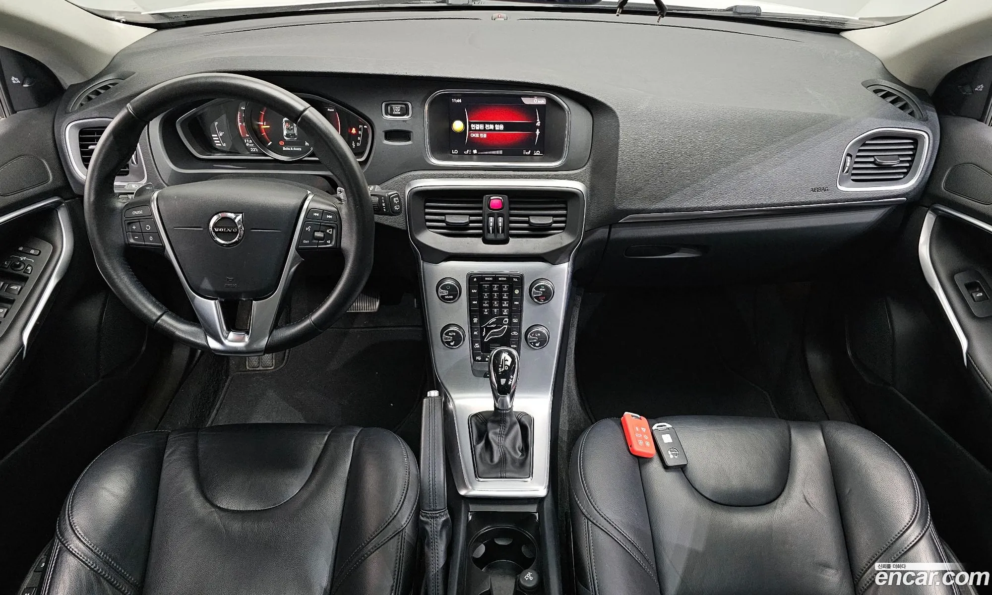 Volvo V40 2018 YV1MV79K0J2480912 — 17