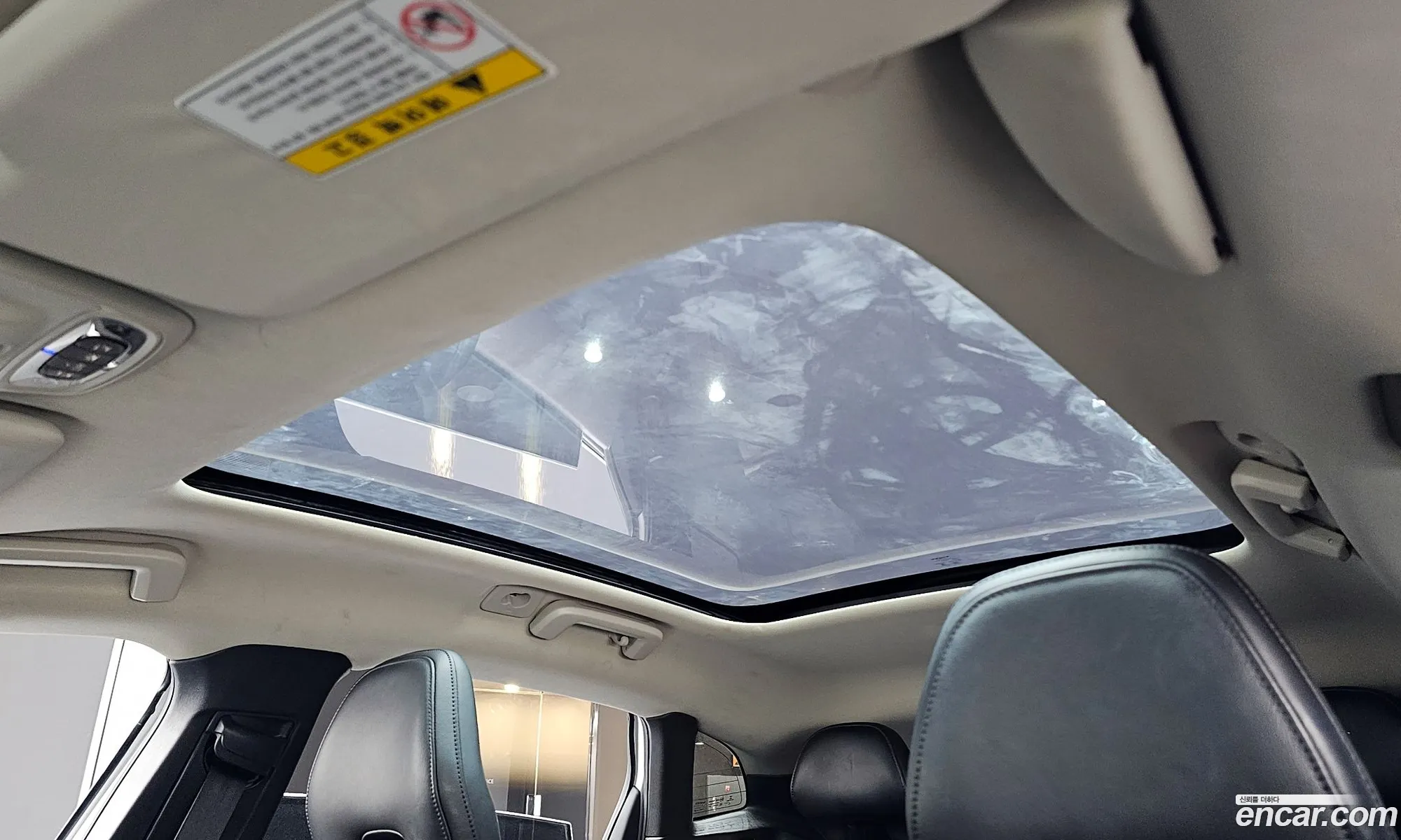 Volvo V40 2018 YV1MV79K0J2480912 — 9
