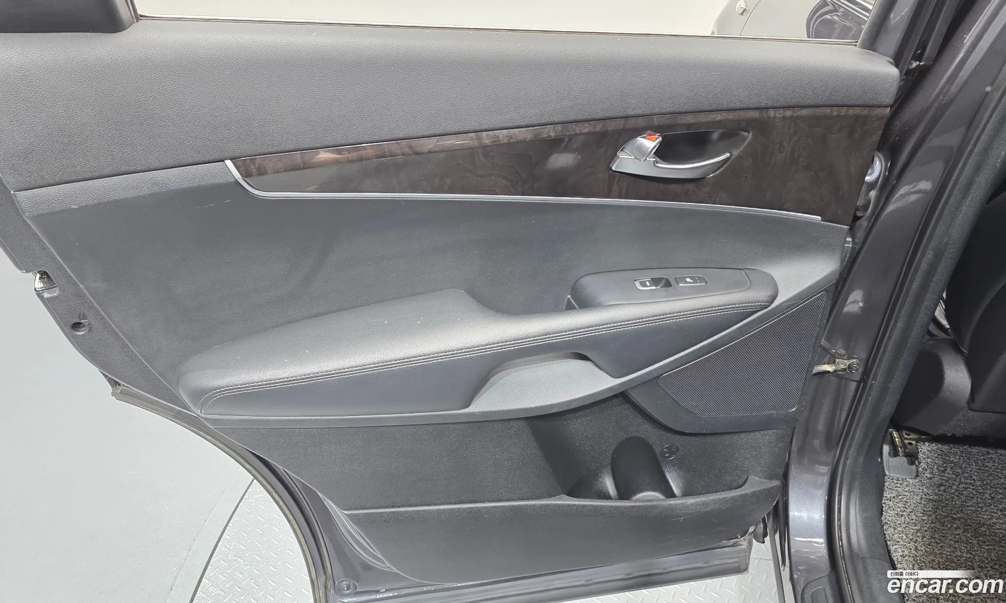 Kia Sorento 2016 — 16