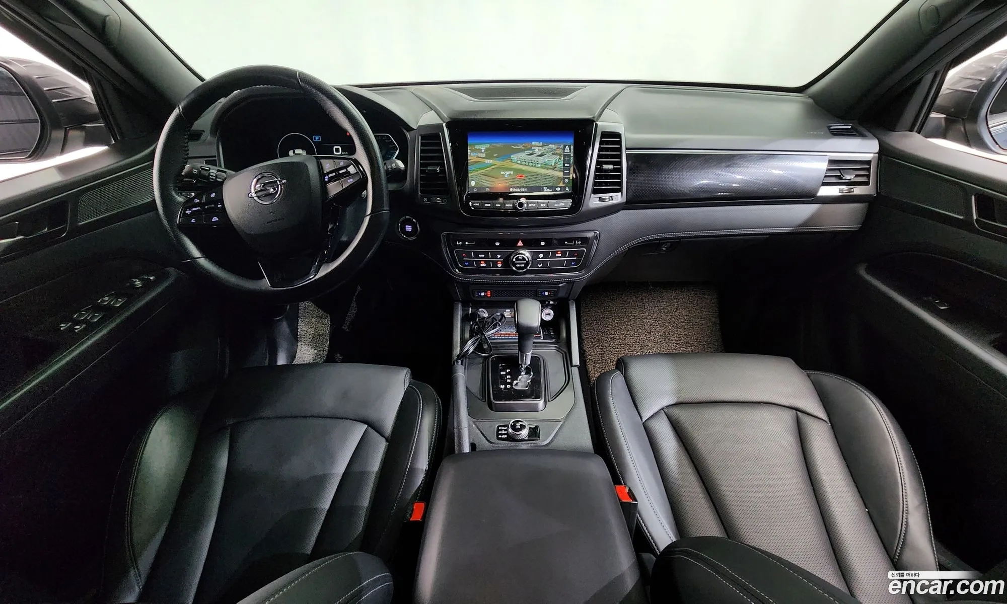 KG Mobility (SsangYong) Rexton Sports Khan 2022 — 14