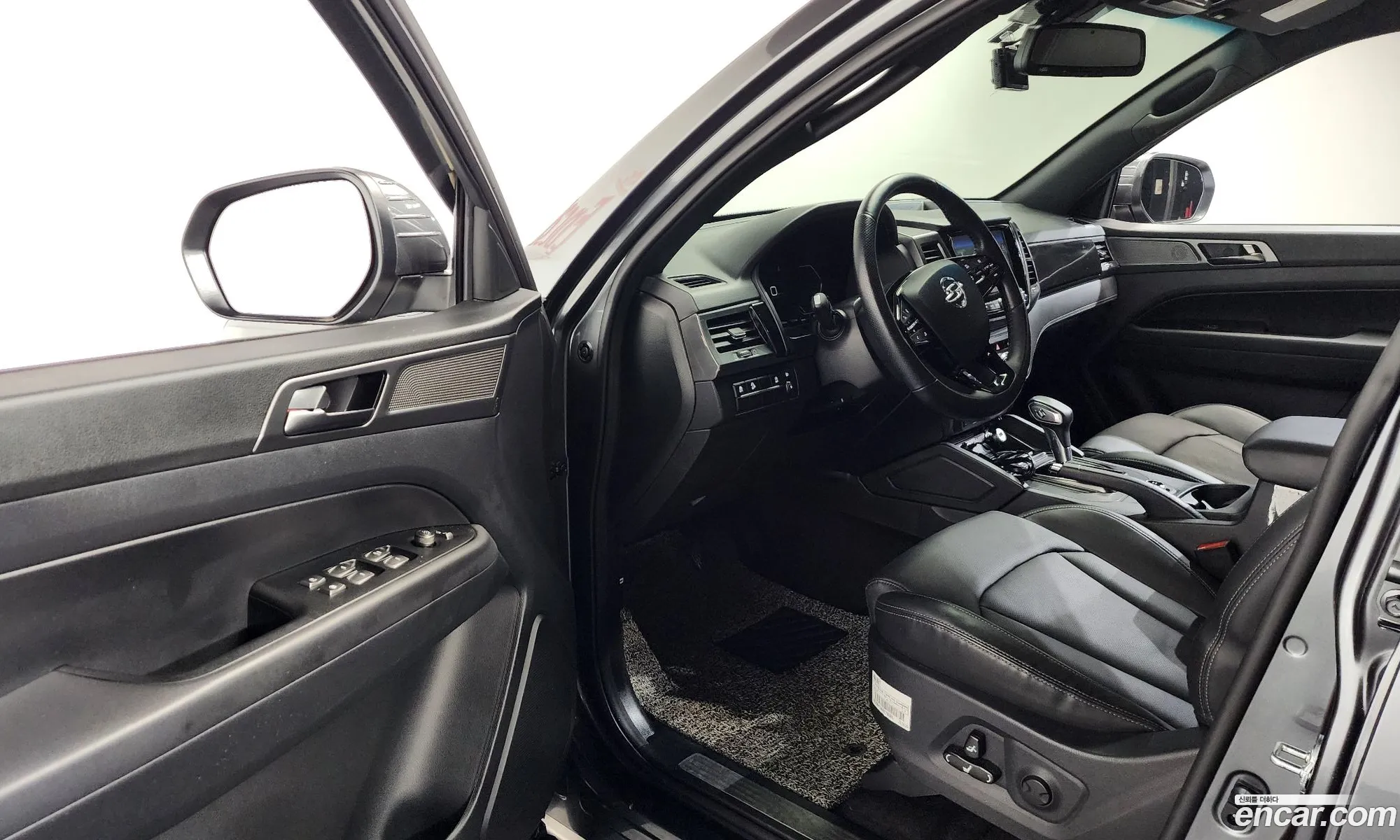 KG Mobility (SsangYong) Rexton Sports Khan 2022 — 5