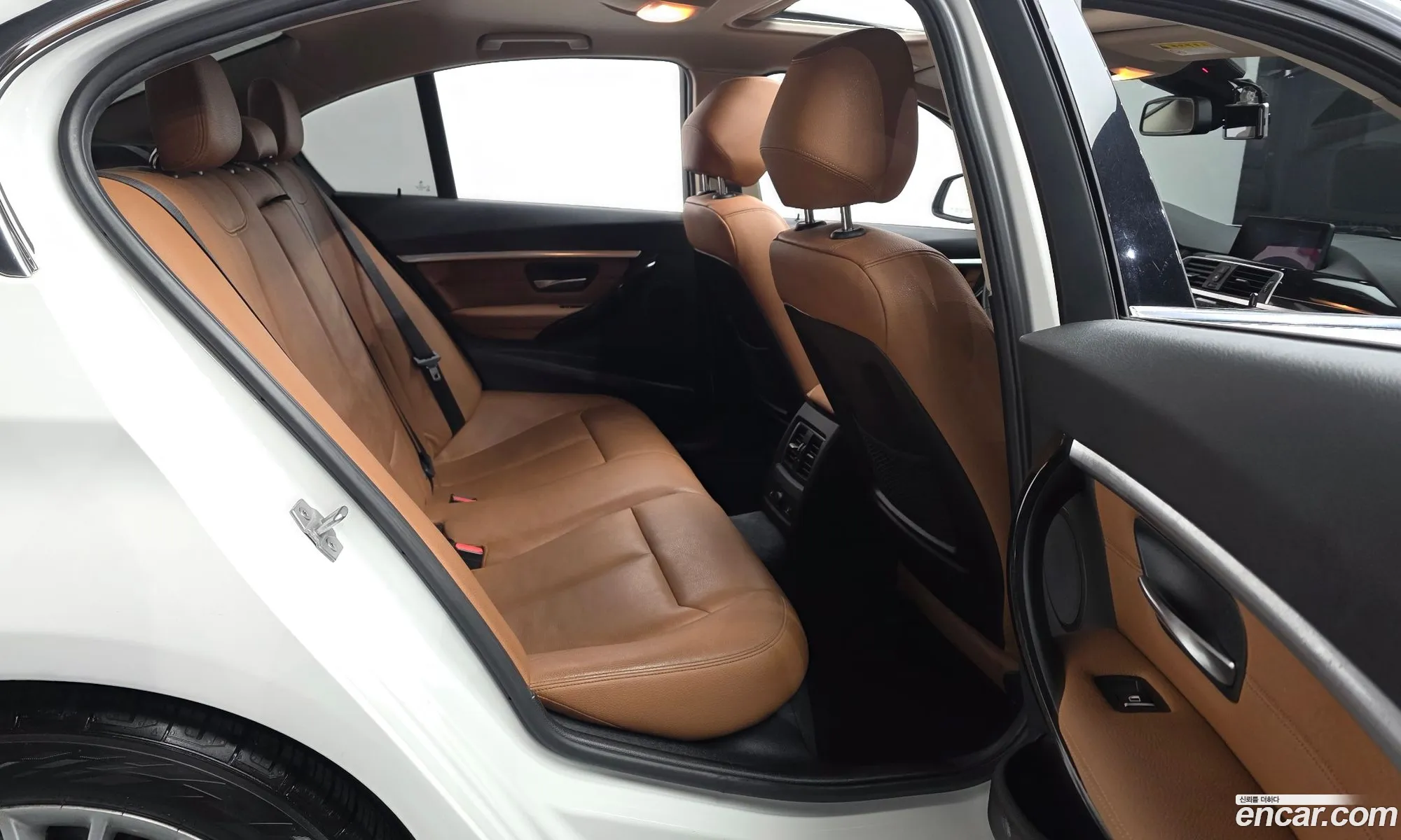 BMW 3 Series 2017 — 9