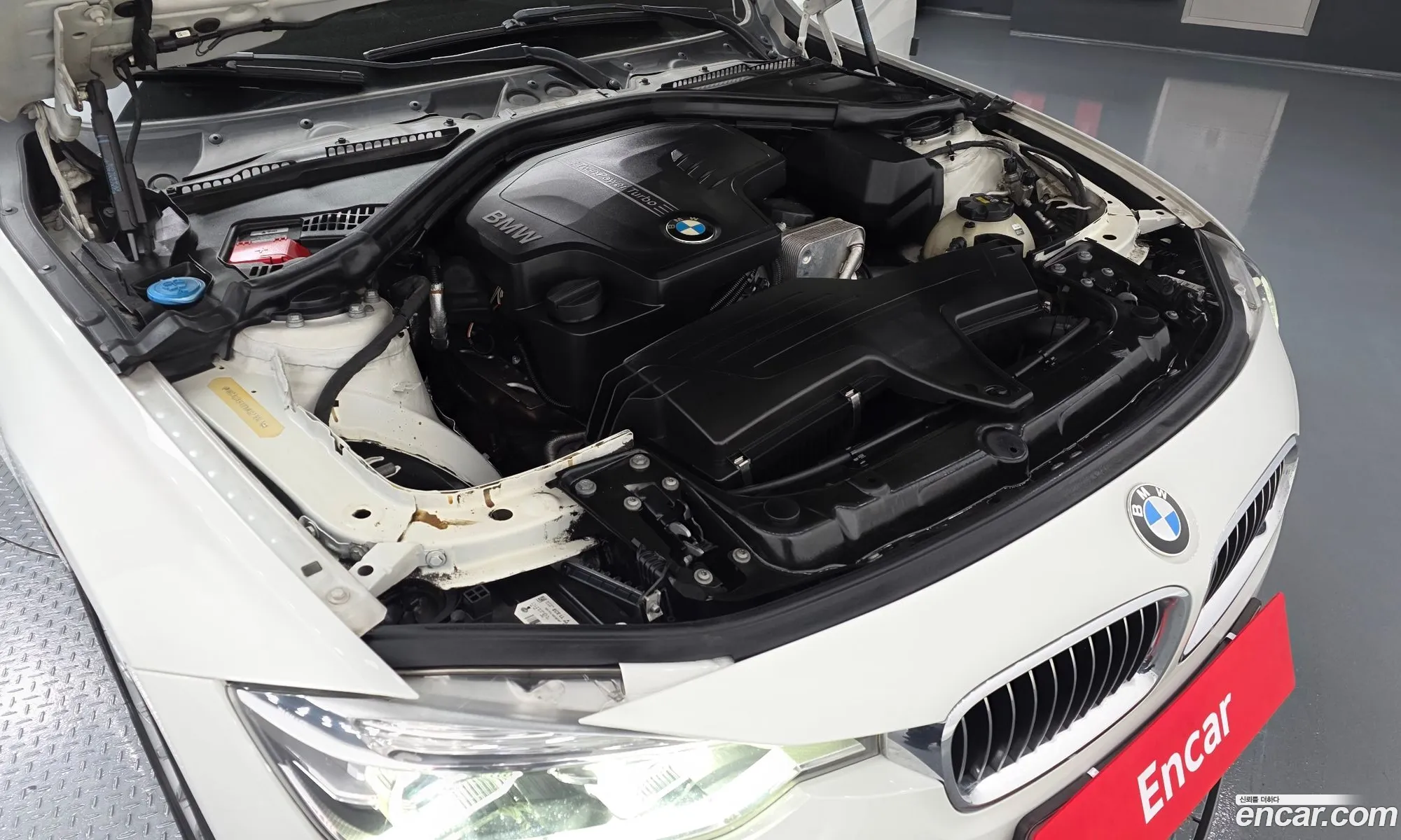 BMW 3 Series 2017 — 15