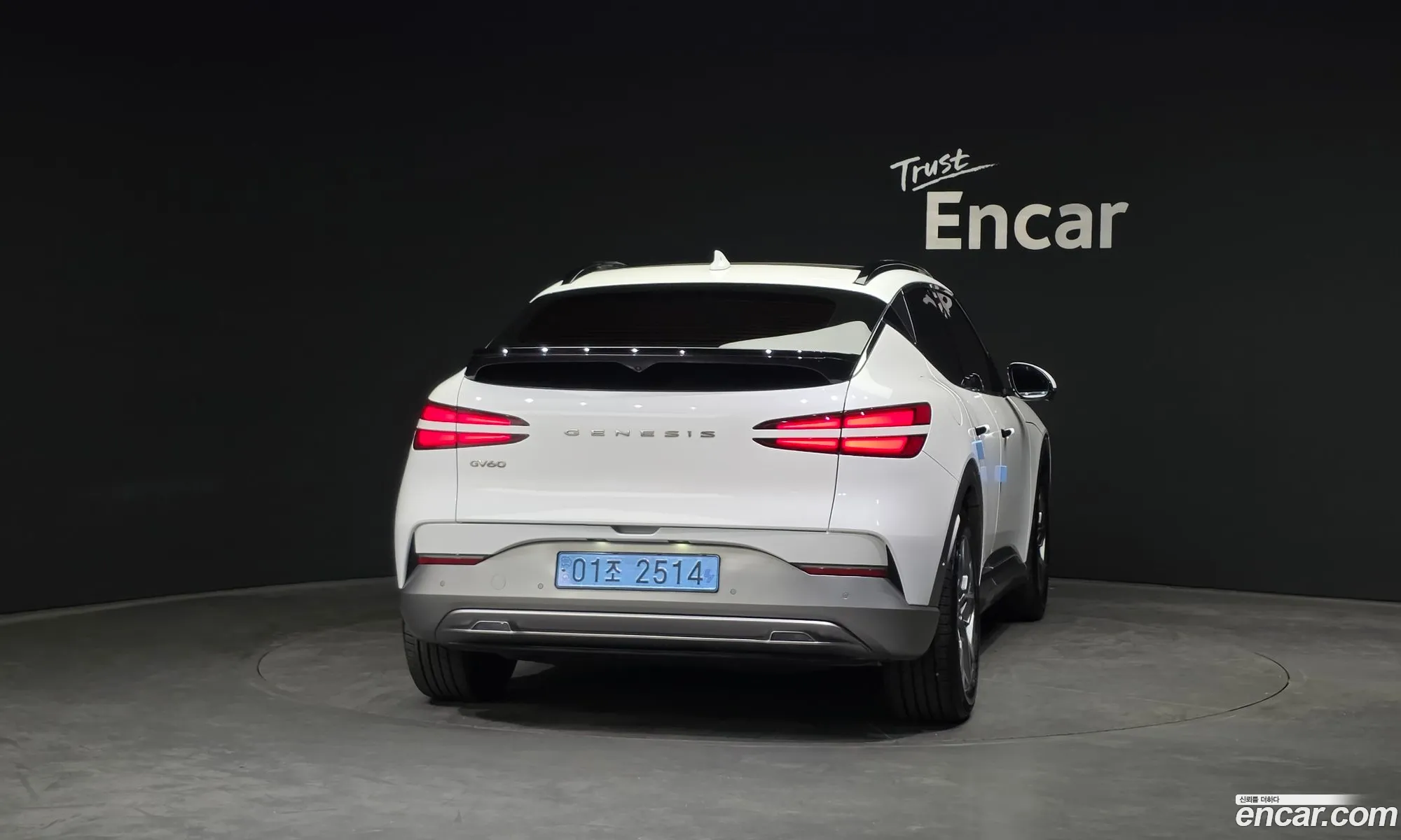 Genesis GV60 2022 — 22