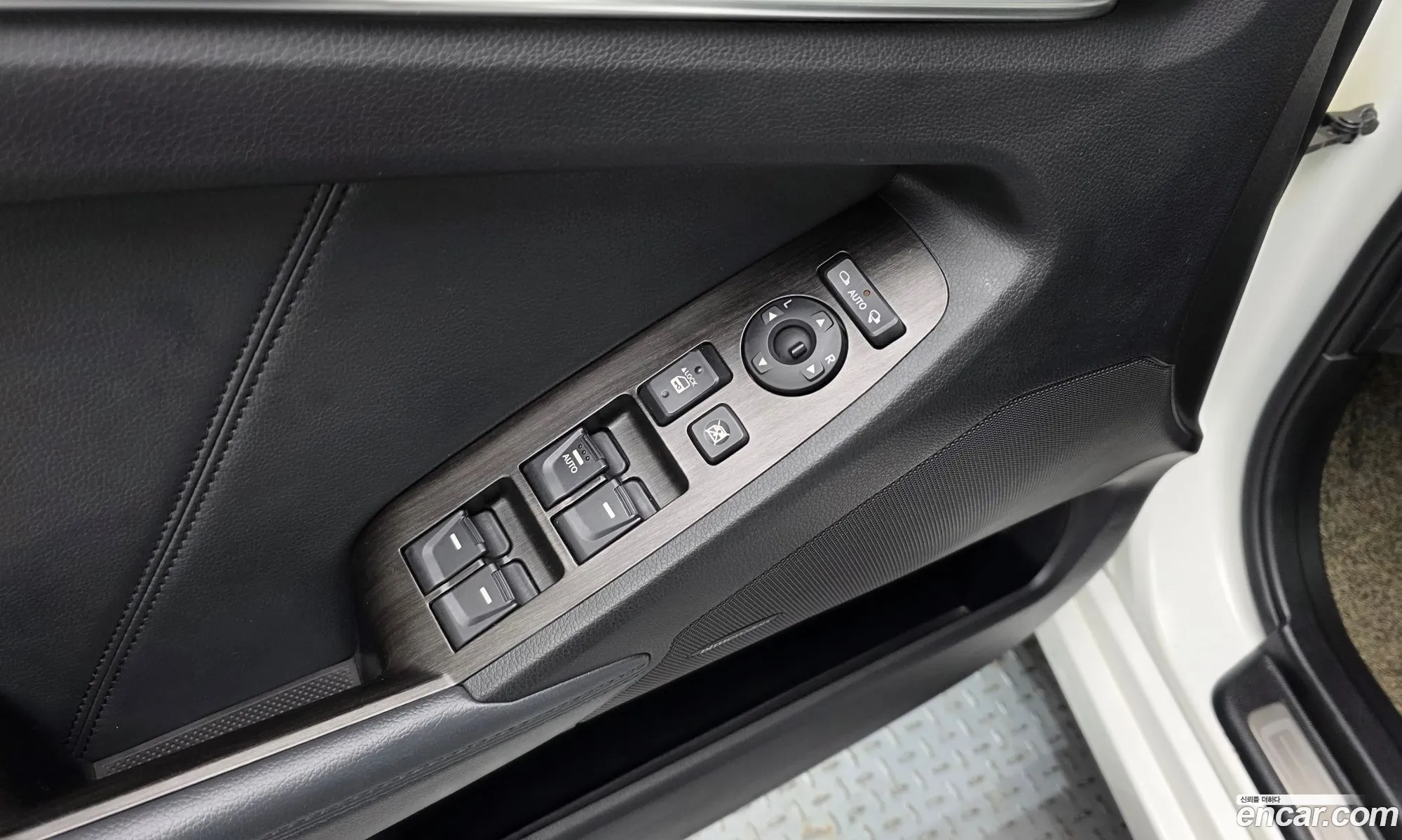 Kia The Prestige K7 2012 — 18