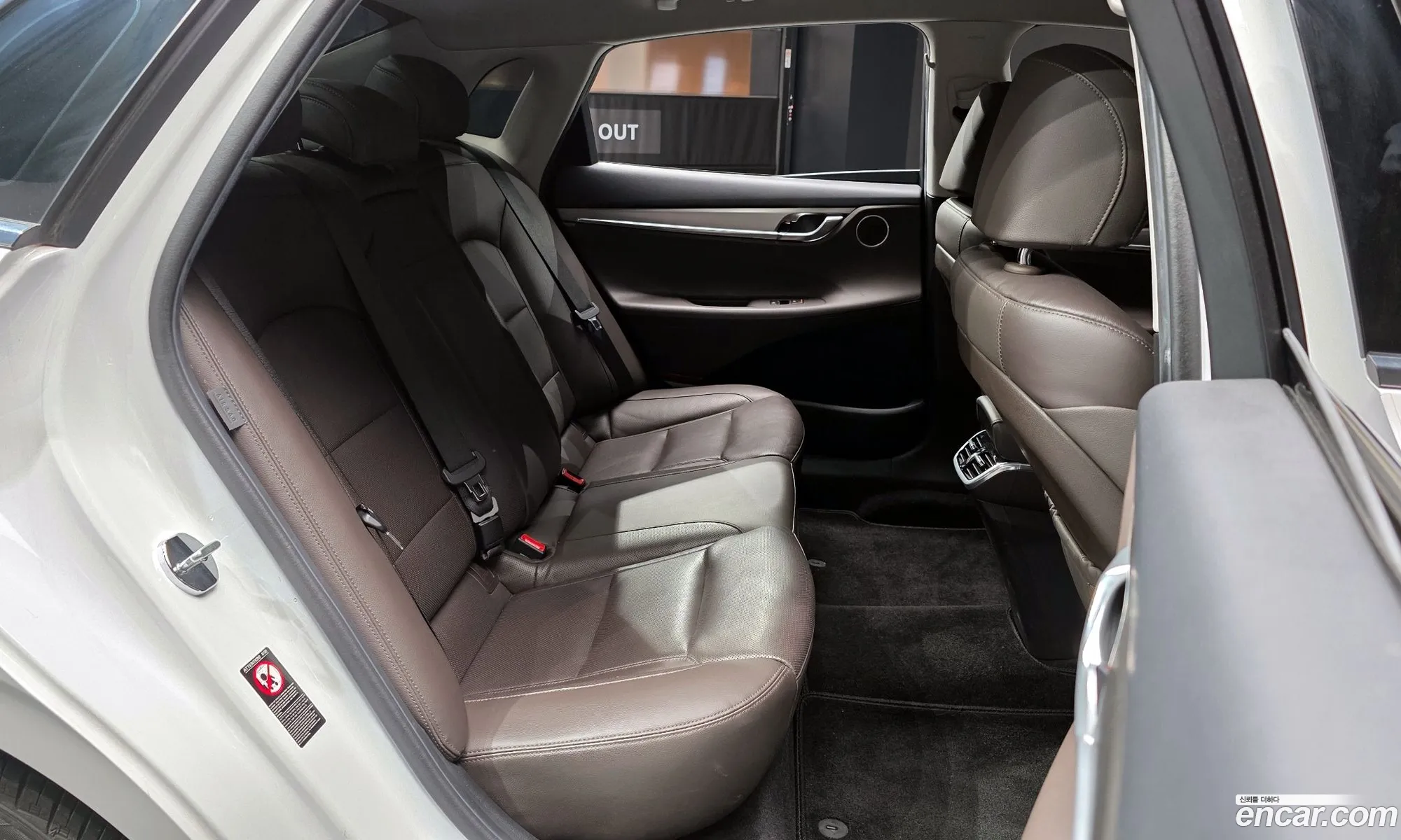 Hyundai Grandeur IG Hybrid 2020 — 3