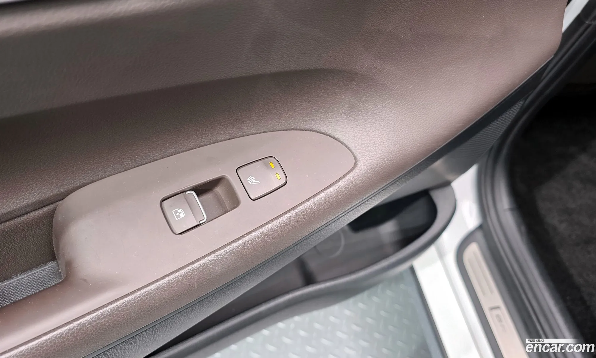 Hyundai Grandeur IG Hybrid 2020 — 30