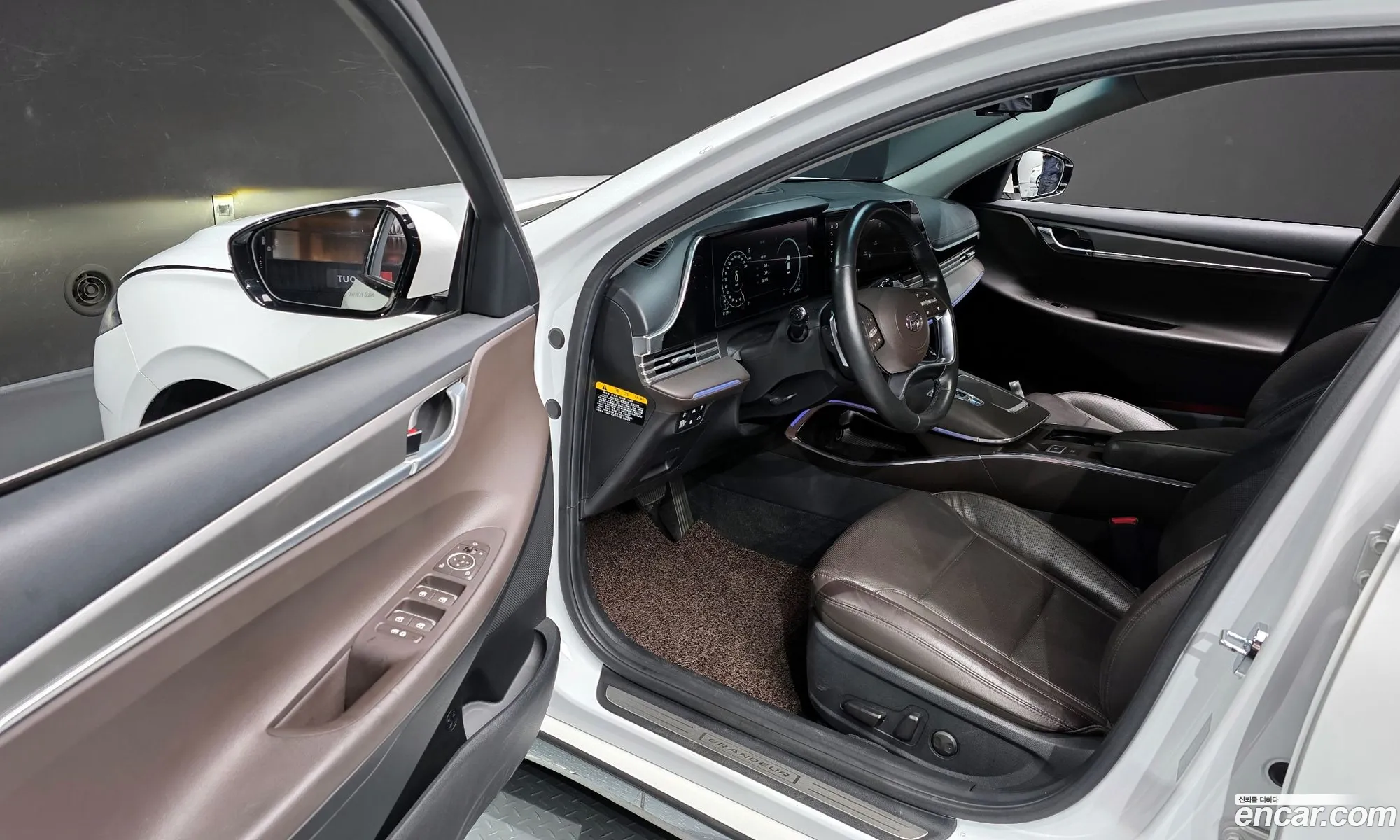 Hyundai Grandeur IG Hybrid 2020 — 27