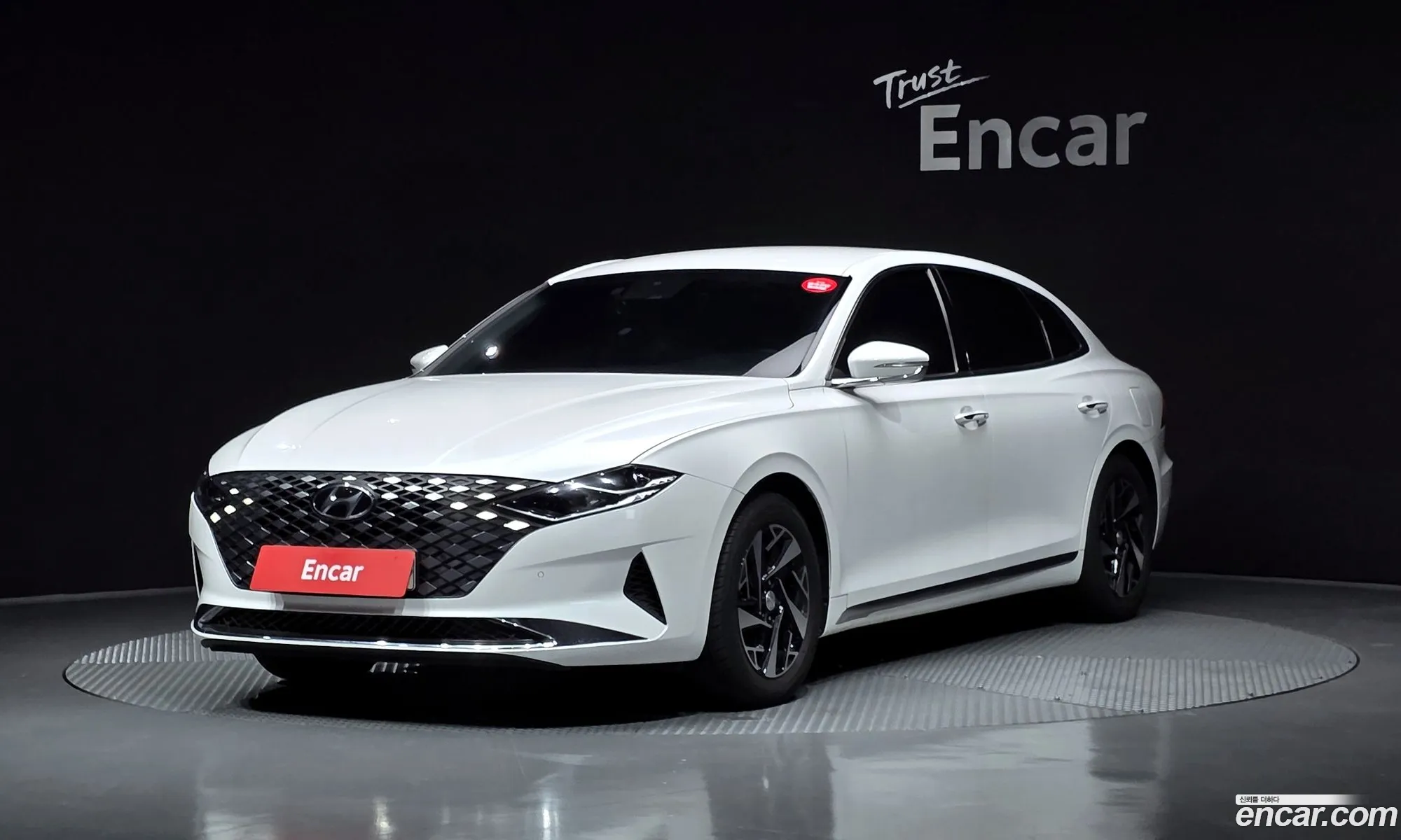 Hyundai Grandeur IG Hybrid 2020 — 9