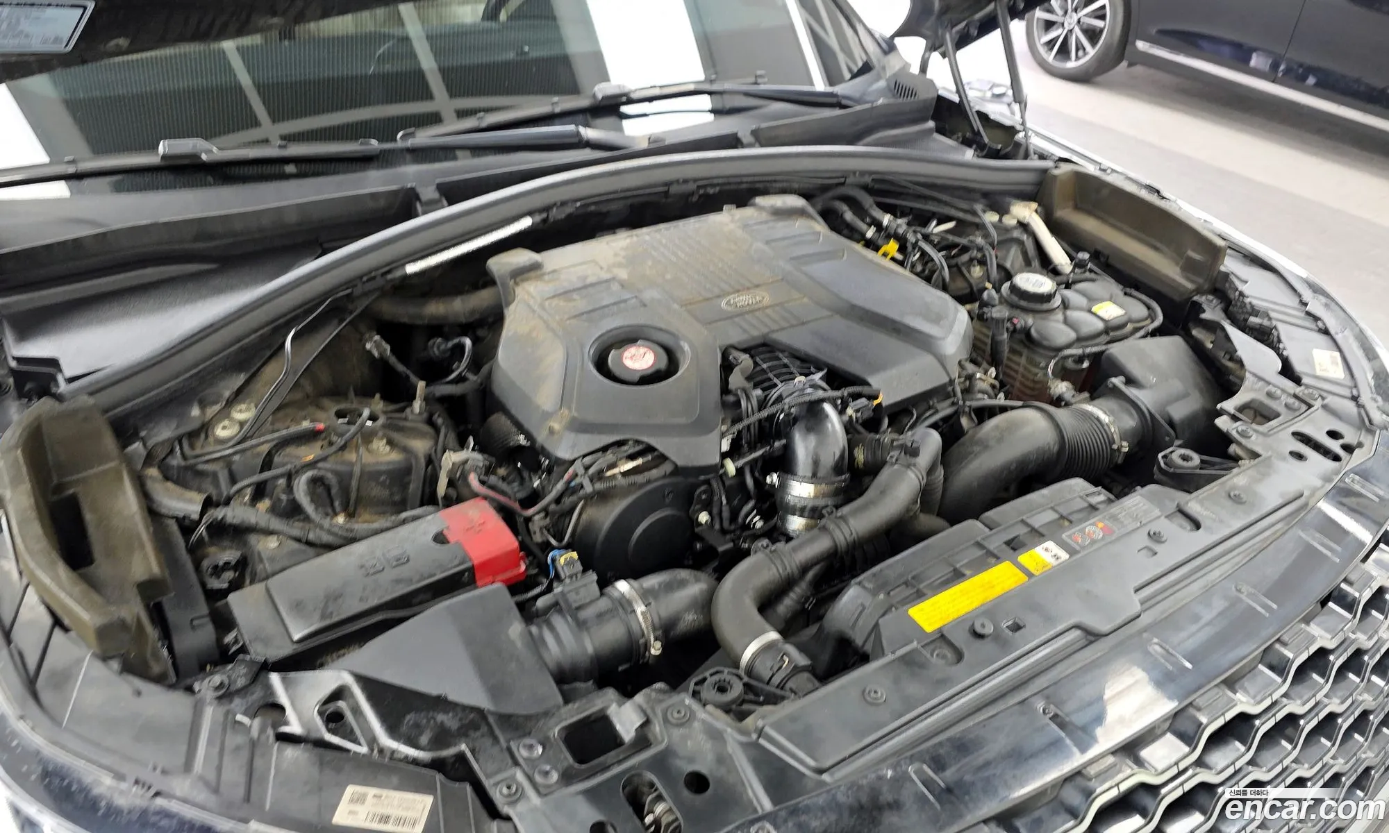 Land Rover Range Rover Velar 2018 — 4