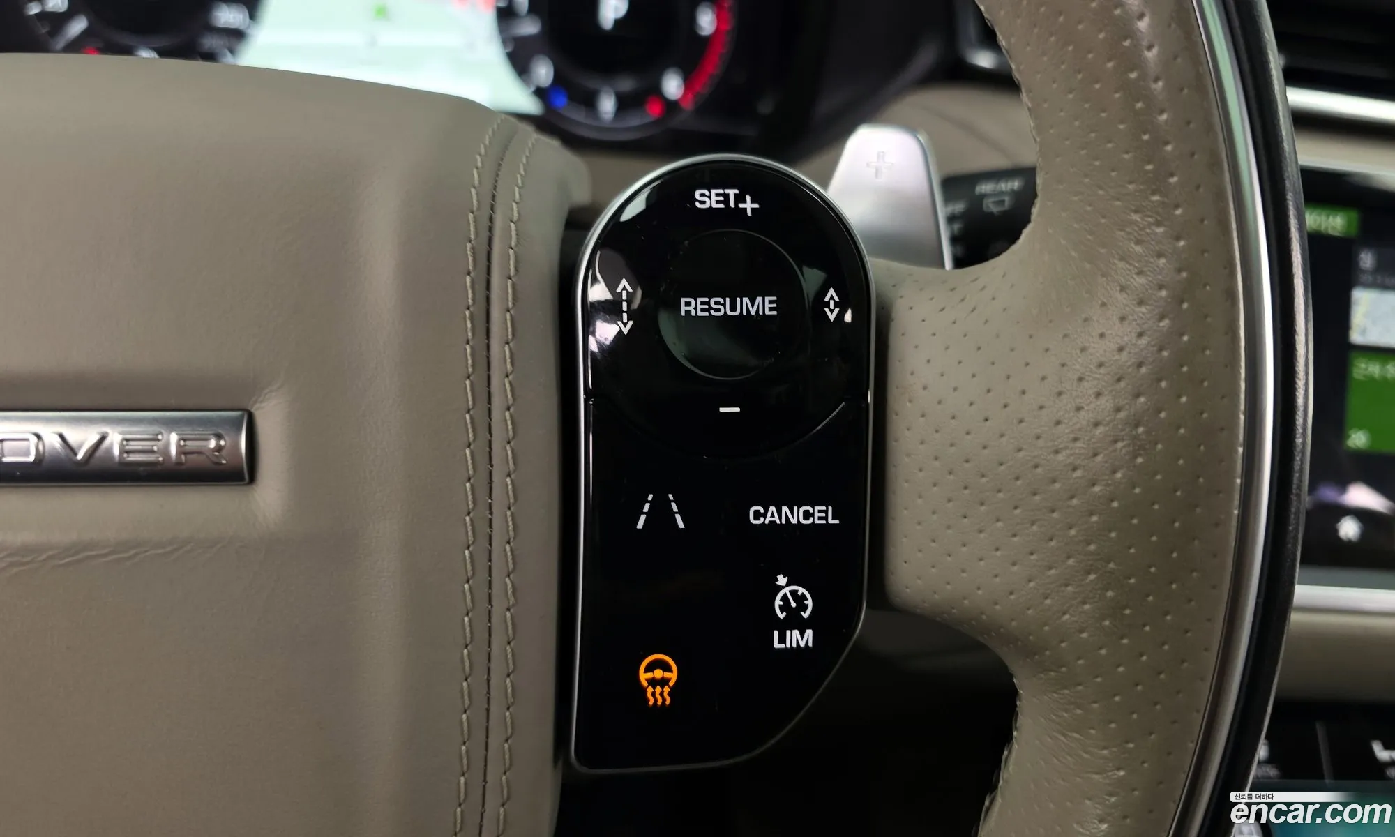Land Rover Range Rover Velar 2018 — 31